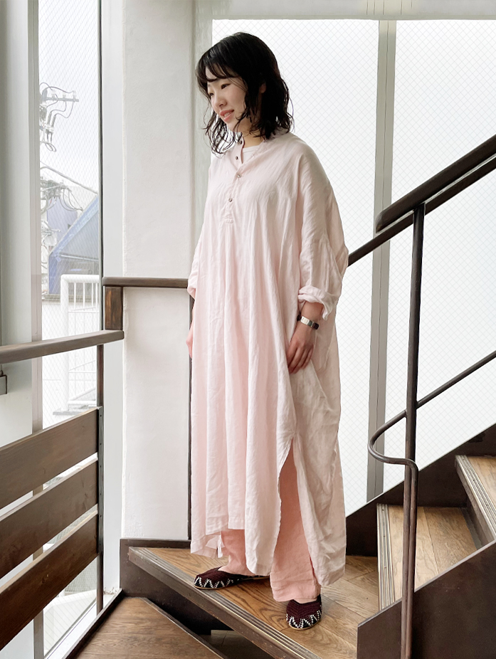 新品タグ 未着 nest Robe リネンスタンドカラー プルオーバー