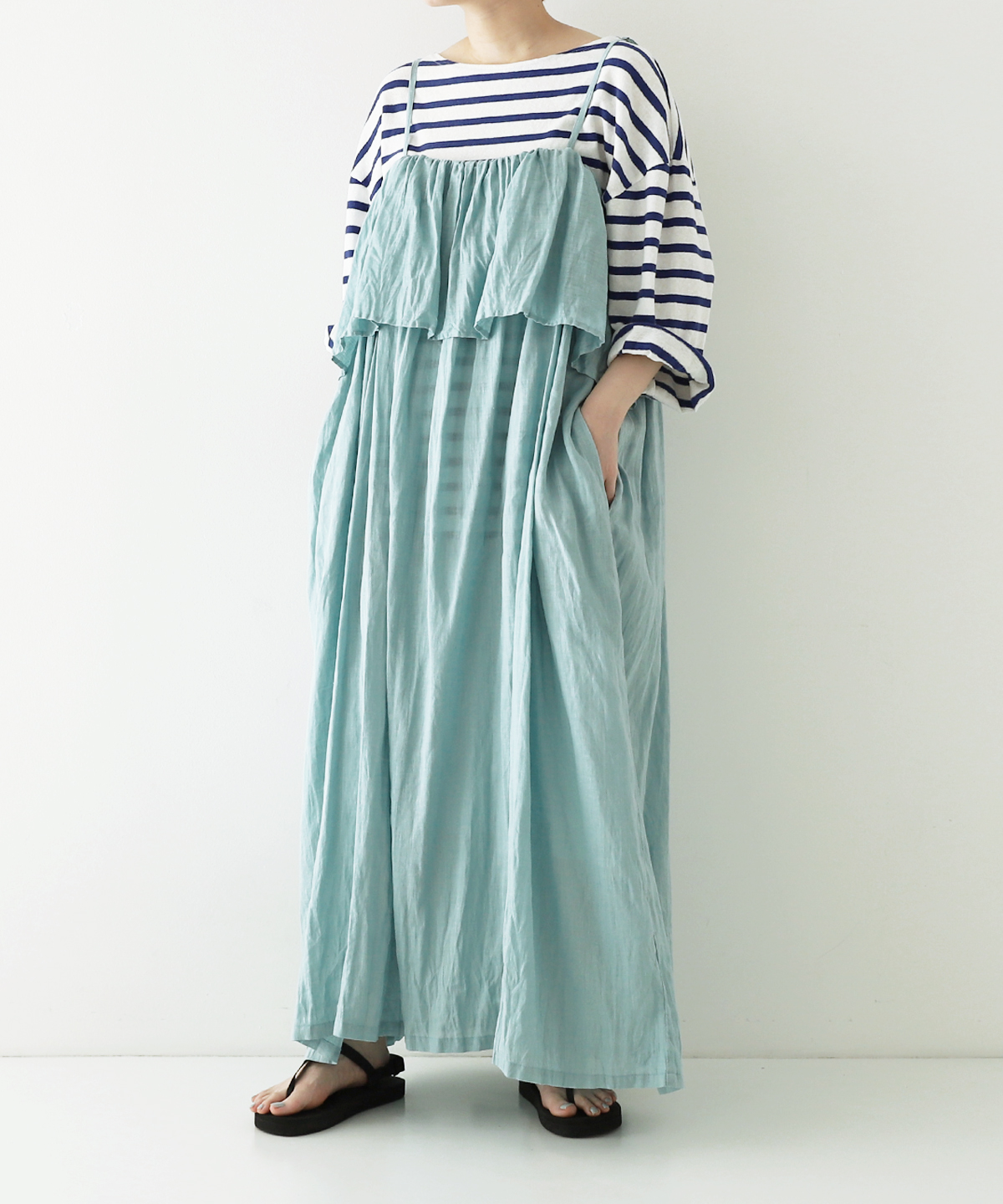 リネン ギャザーラッフルワンピース｜nest Robe ONLINE SHOP