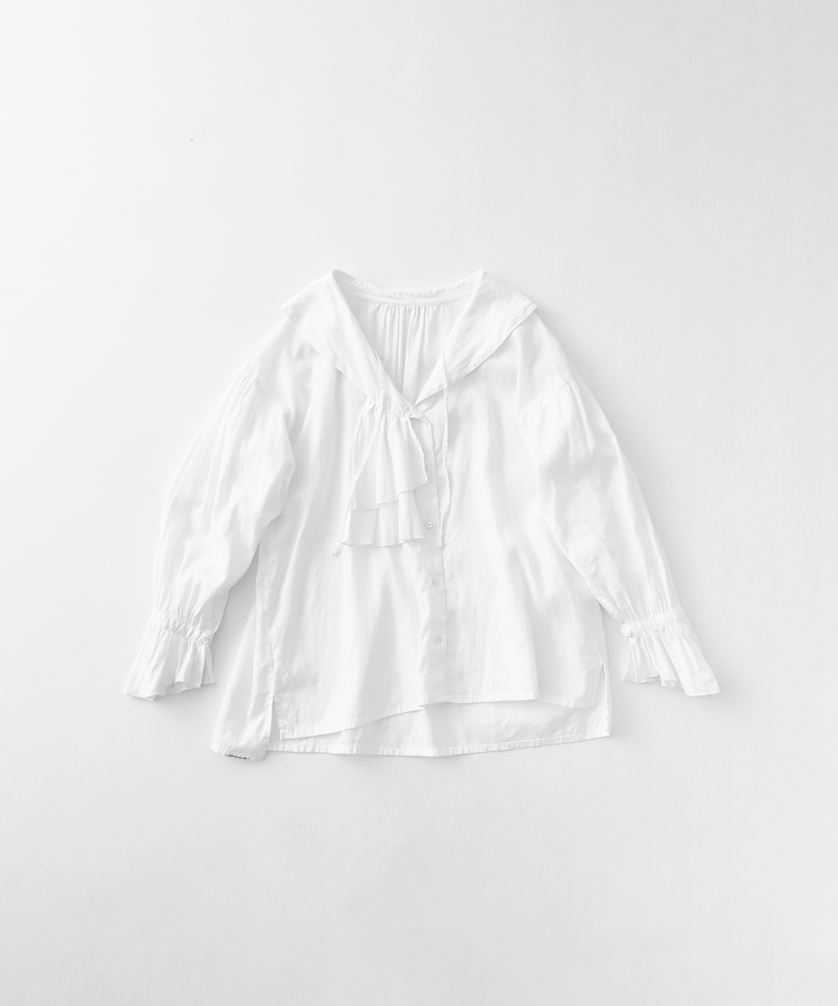 nest Robe ネストローブ　小谷実由UpcycleLino EPブラウス nest Robe ネストローブ 小谷実由UpcycleLino EPブラウス モデル