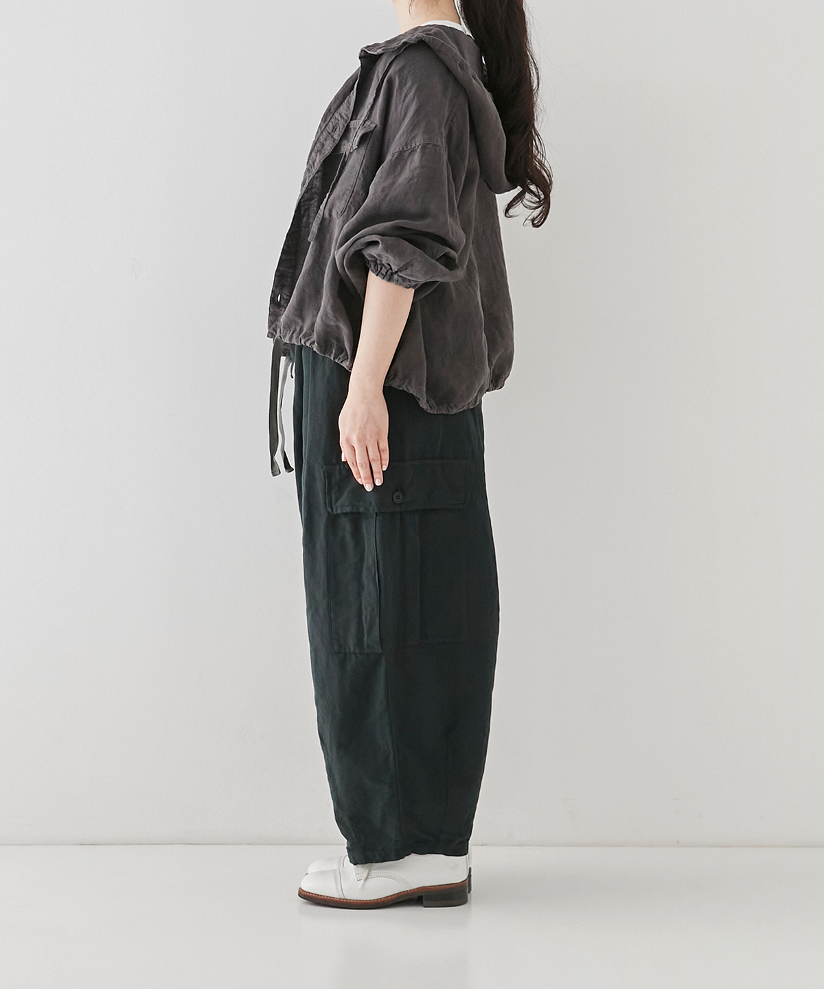 美品 nest Robe リネン超撥水 フーディー 完売品 インクブラック