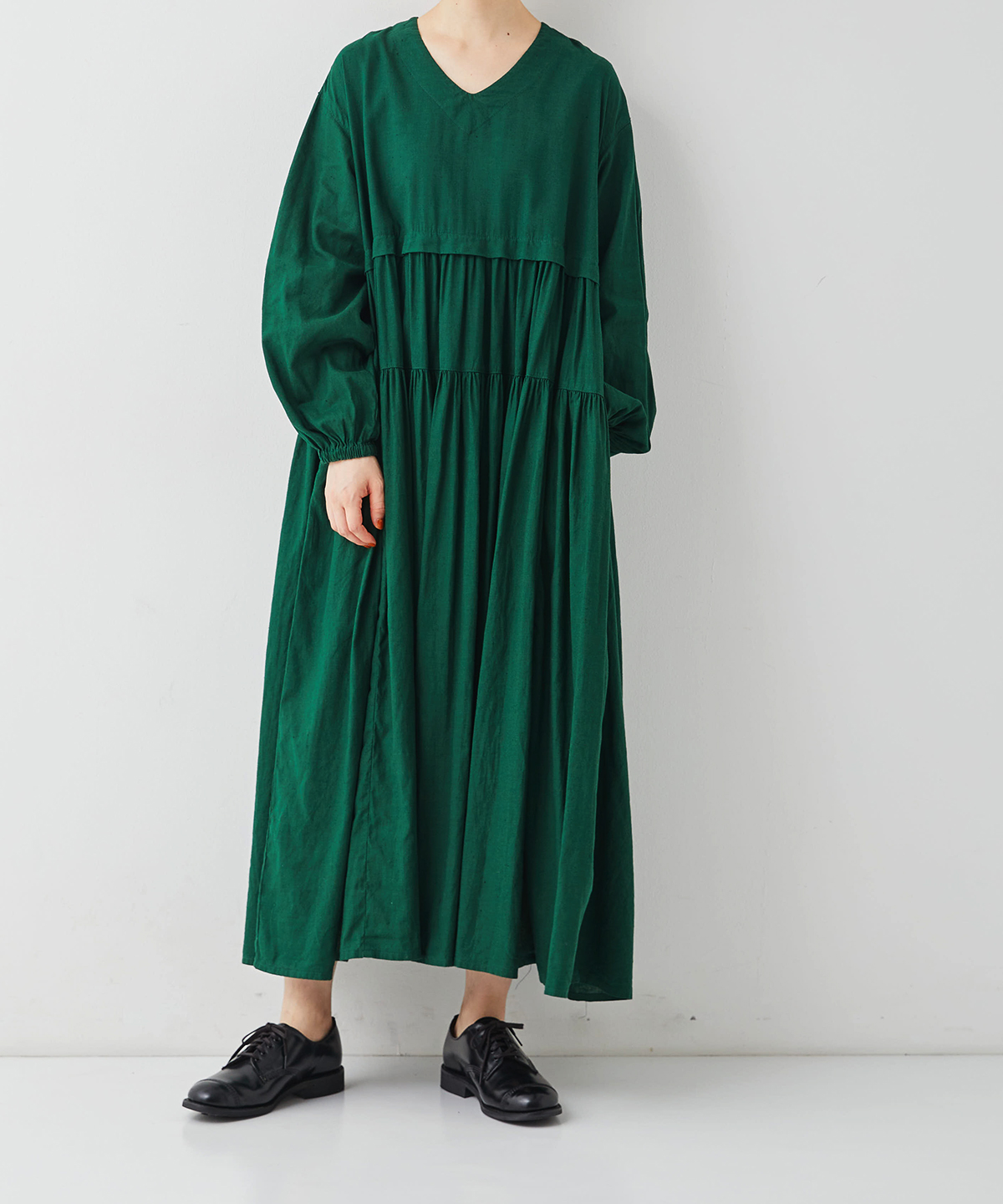 UpcycleLino】 ギャザーティアード ワンピース｜nest Robe ONLINE SHOP