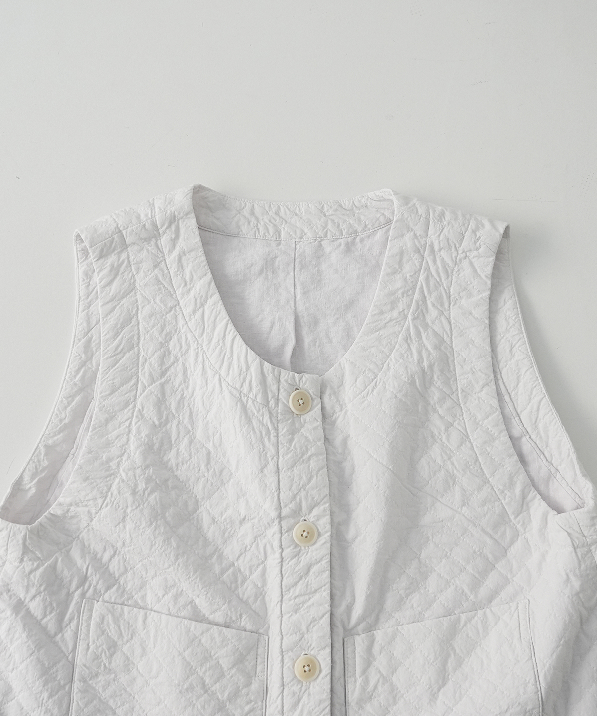 キルティングベスト｜nest Robe / CONFECT ONLINE SHOP