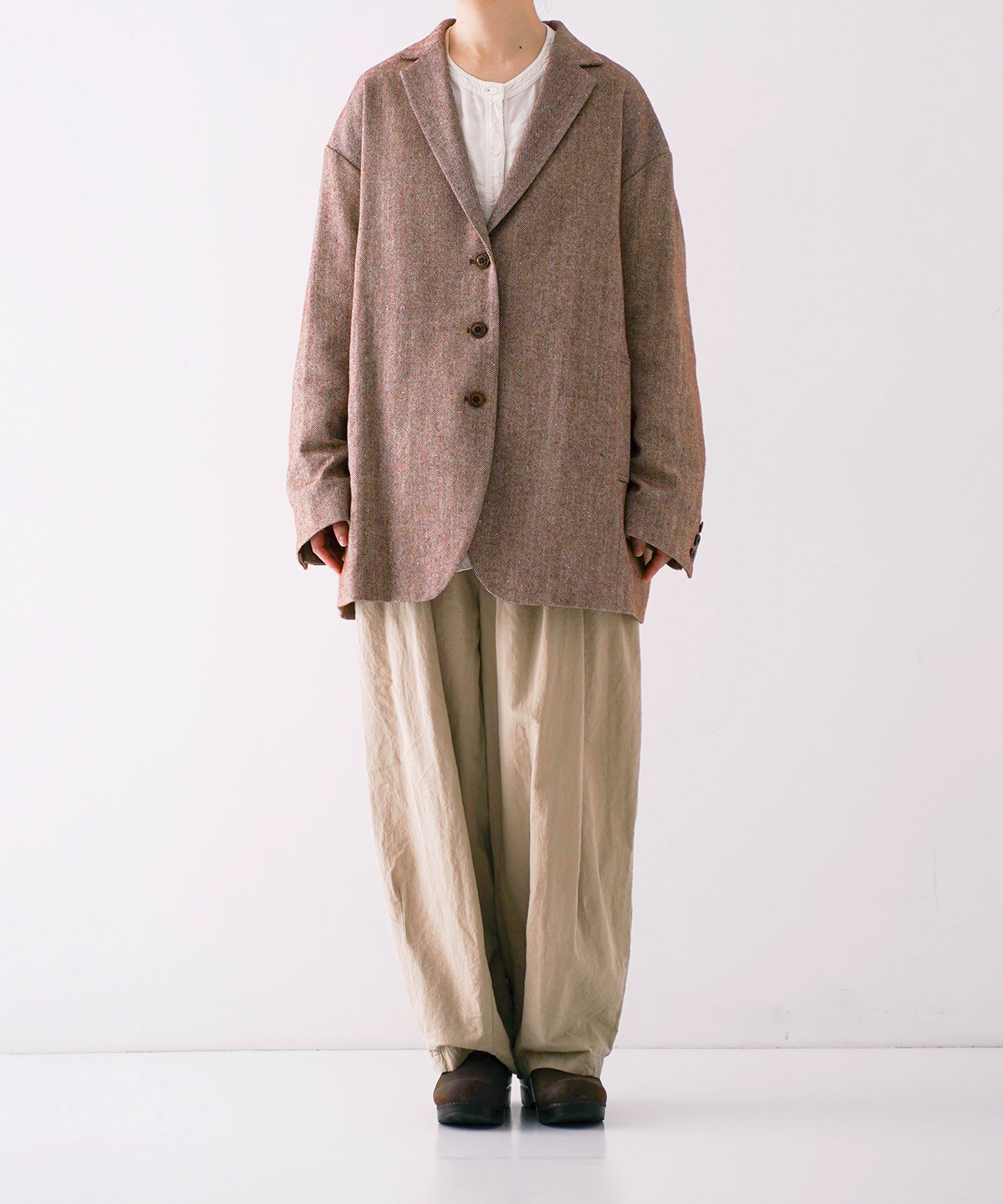 リネンウールヘリンボーンジャケット｜nest Robe / CONFECT