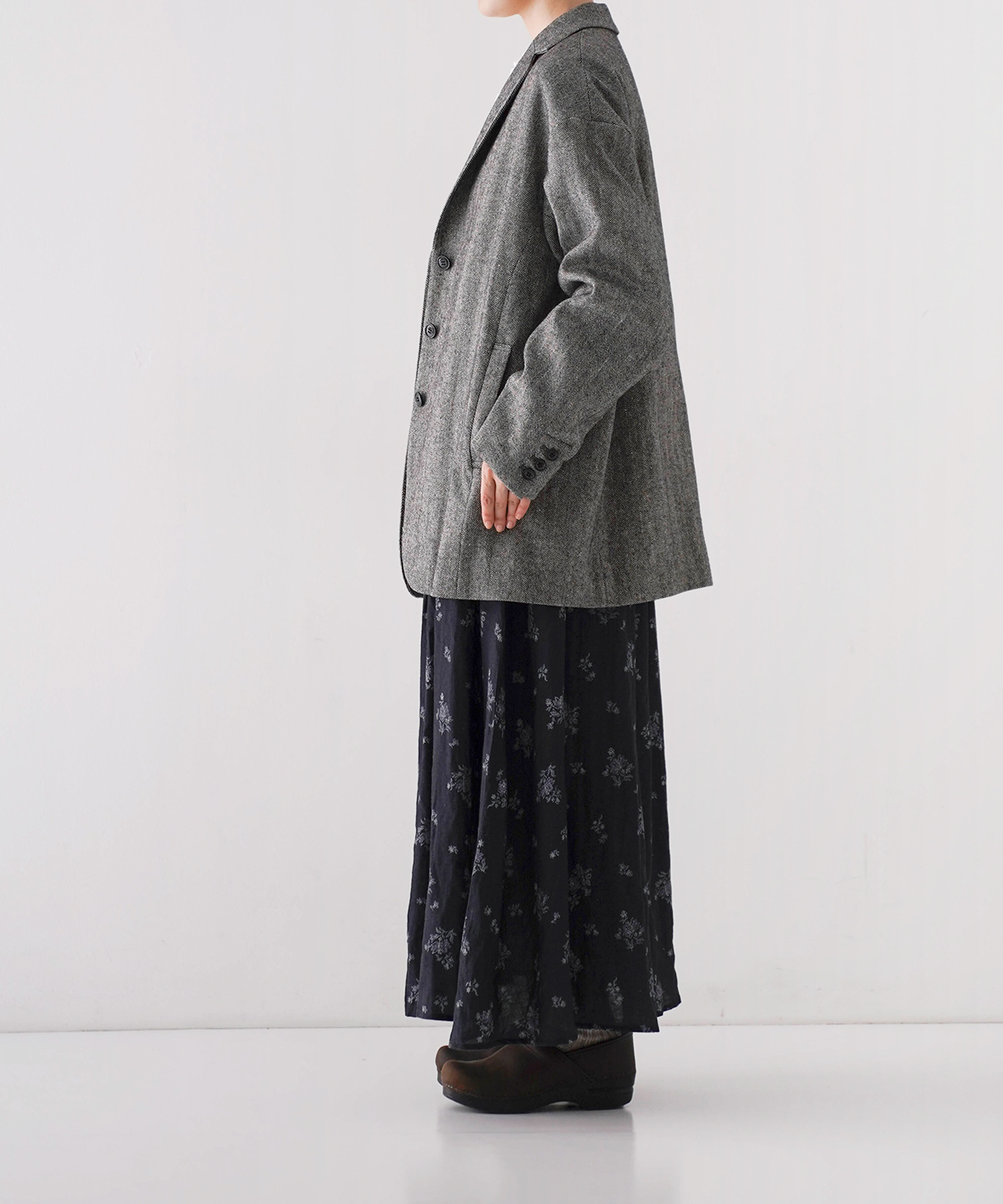 リネンウールヘリンボーンジャケット｜nest Robe / CONFECT