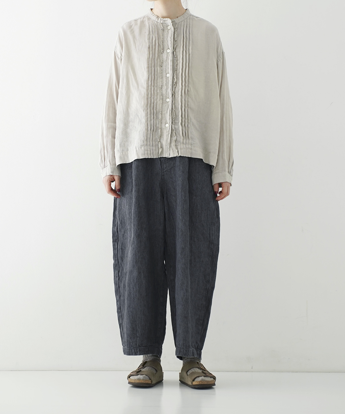 今季 ネストローブ プレーンリネンタックフロントシャツ プレーンリネンタックフロントシャツ｜nest Robe / CONFECT ONLINE SHOP