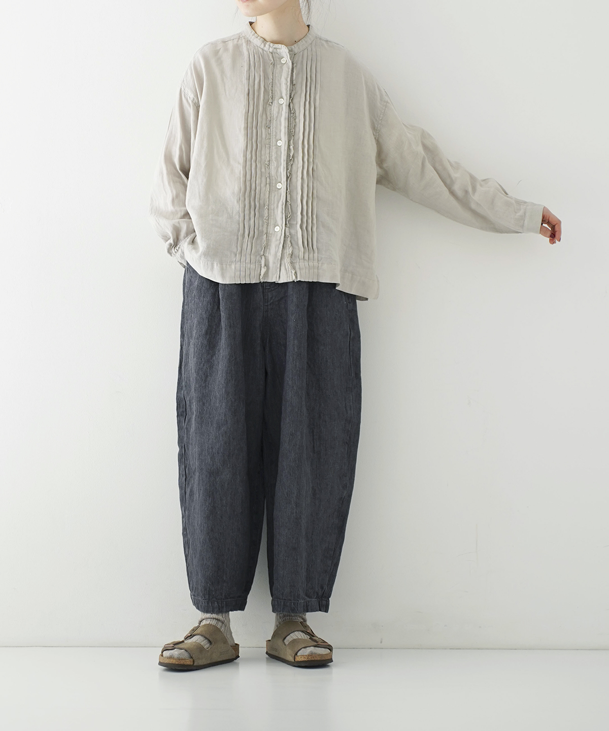 今季 ネストローブ プレーンリネンタックフロントシャツ プレーンリネンタックフロントシャツ｜nest Robe / CONFECT ONLINE SHOP