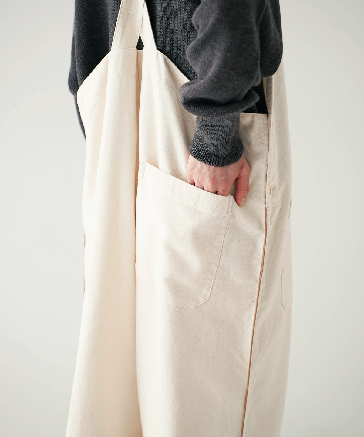 nestRobe ネストローブ　モールスキンサロペット　キナリ モールスキンサロペット｜nest Robe / CONFECT ONLINE SHOP