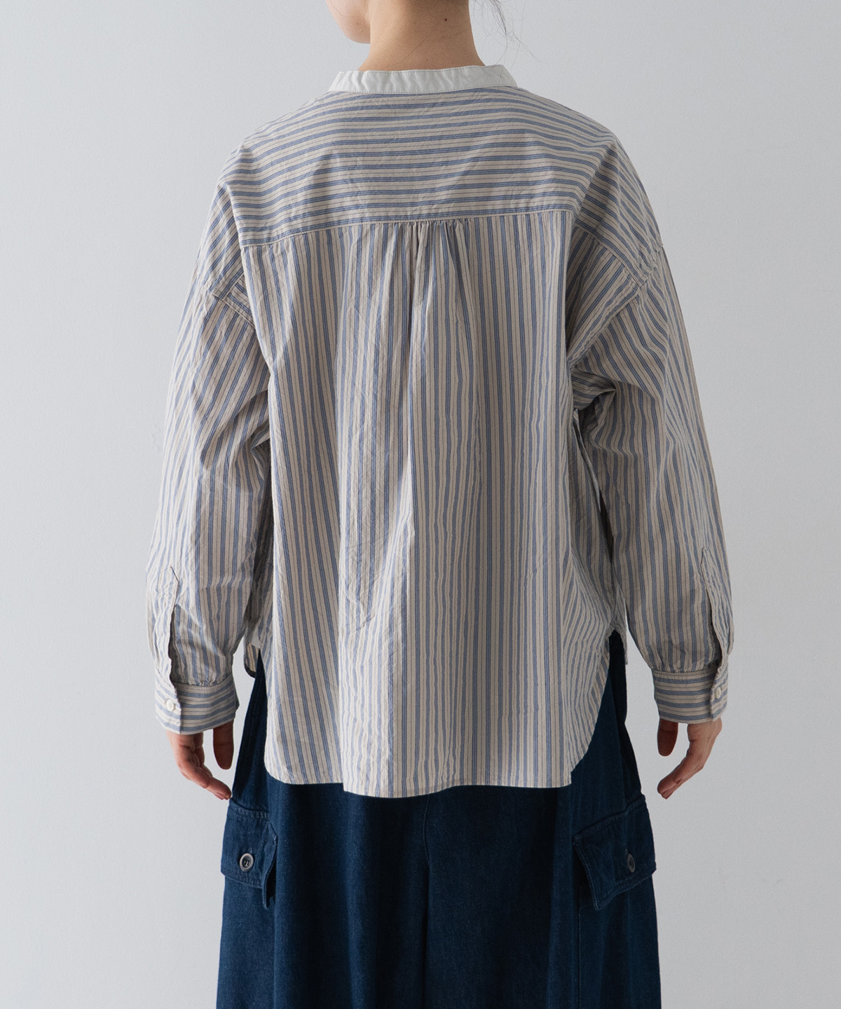 コットンストライププルオンシャツ｜nest Robe / CONFECT ONLINE