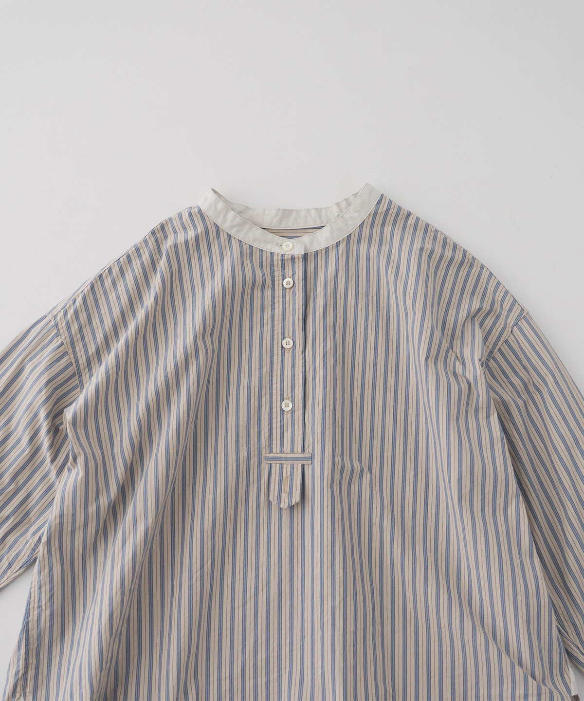 コットンストライププルオンシャツ｜nest Robe / CONFECT ONLINE SHOP