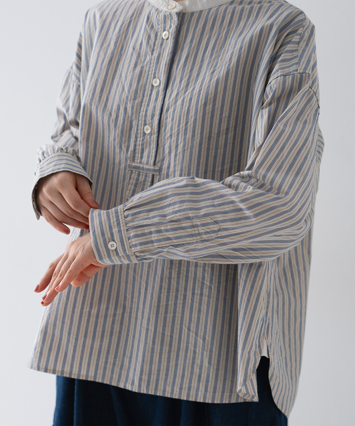 コットンストライププルオンシャツ｜nest Robe / CONFECT ONLINE