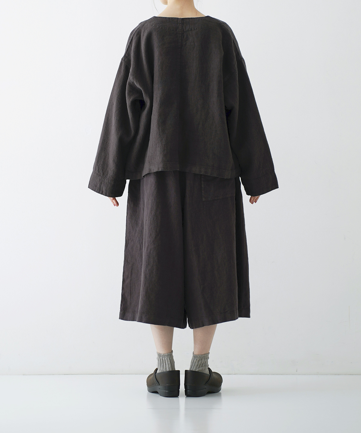 ヘビーリネンノーカラージャケット｜nest Robe / CONFECT ONLINE