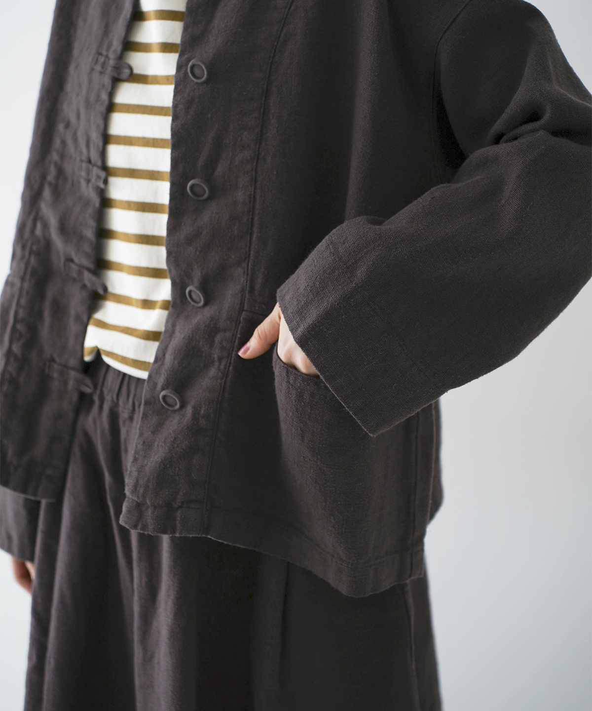 ヘビーリネンノーカラージャケット｜nest Robe / CONFECT ONLINE