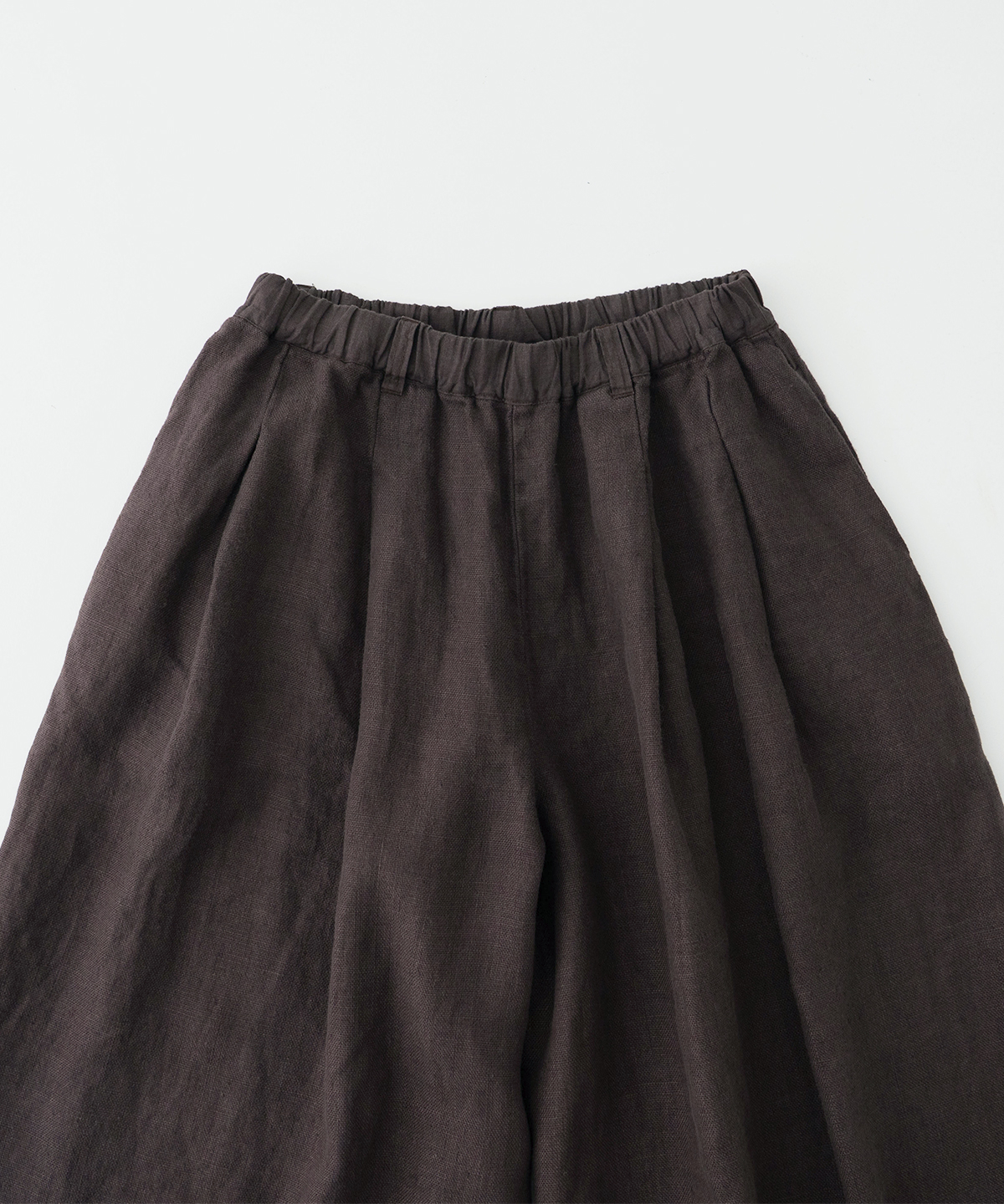 ヘビーリネンタックキュロット｜nest Robe / CONFECT ONLINE SHOP