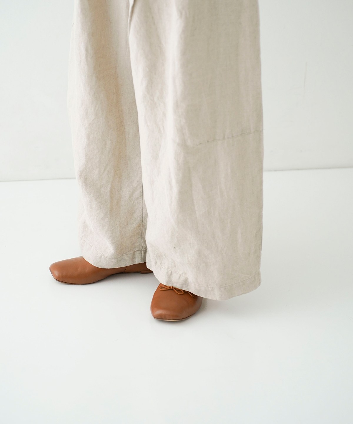 リネンワイドカーヴィーパンツ｜nest Robe / CONFECT ONLINE SHOP