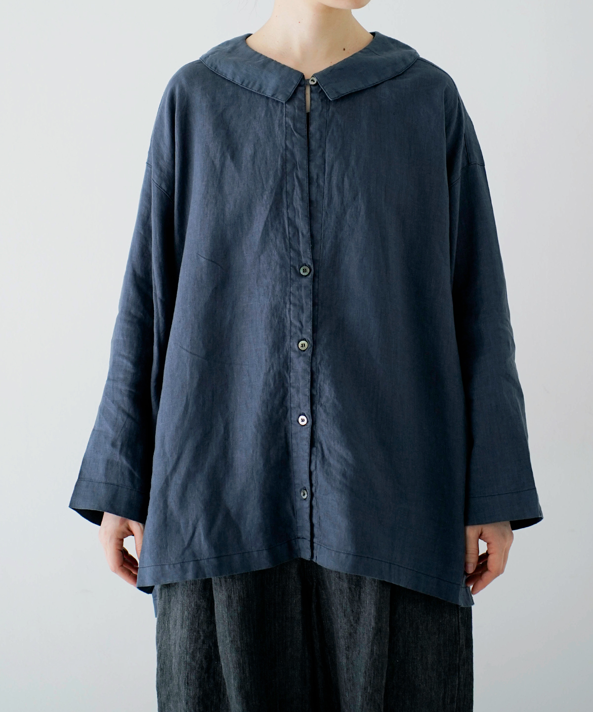 ネストローブ リネンルーズミディカラーシャツ リネンルーズミディカラーシャツ｜nest Robe / CONFECT ONLINE SHOP