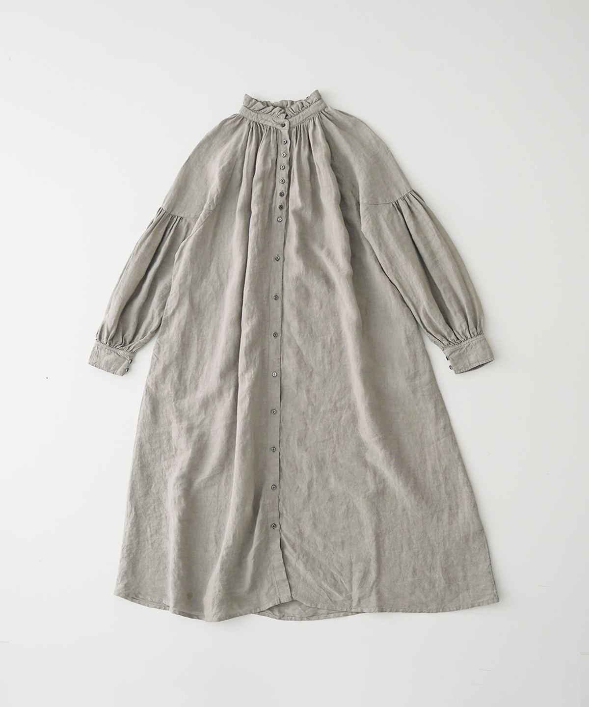 ネストローブ　リネン 襟フリル　ワンピース リネン近江晒しフリル襟ワンピース｜nest Robe / CONFECT ONLINE SHOP