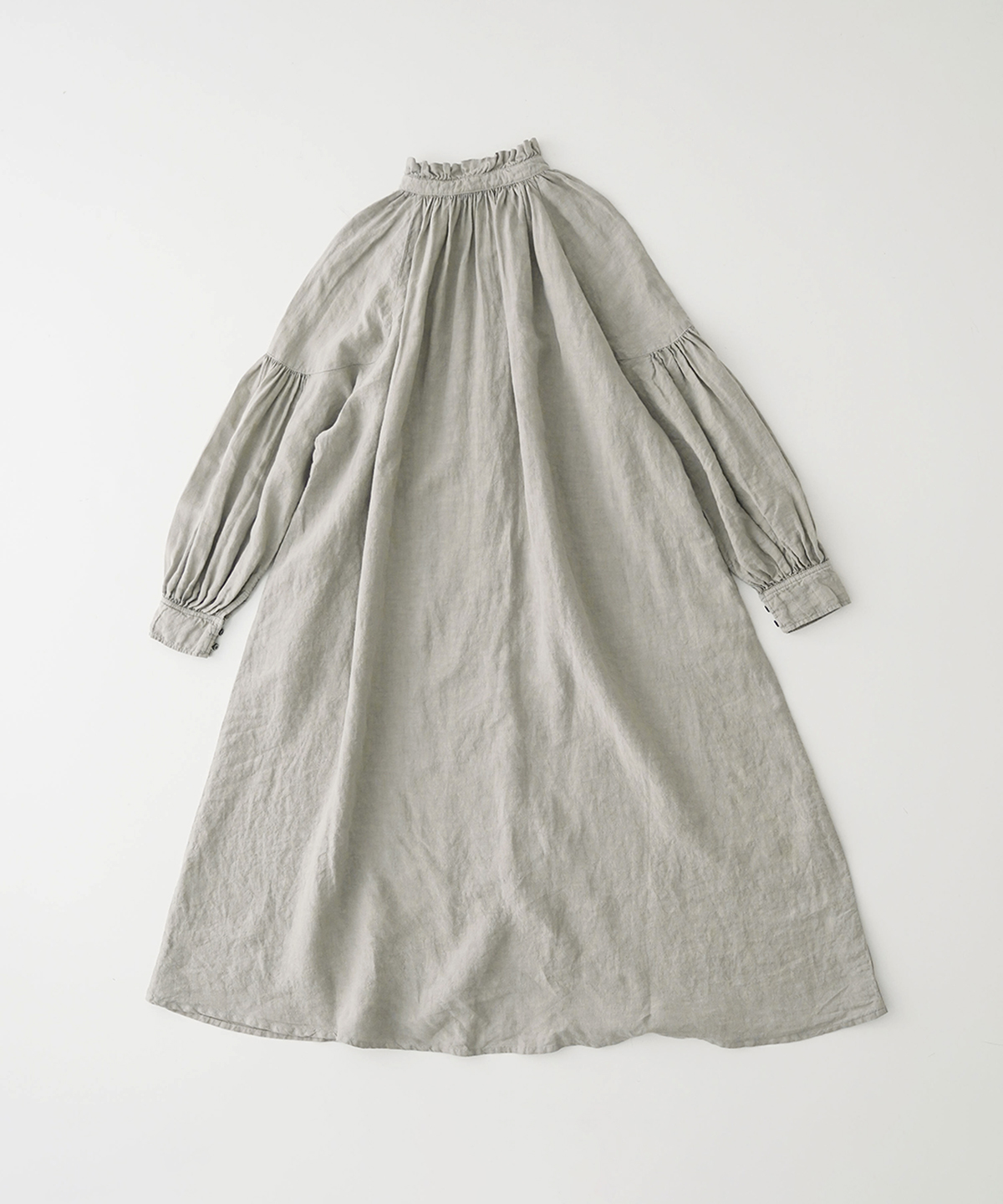 リネン近江晒しフリル襟ワンピース｜nest Robe / CONFECT ONLINE SHOP