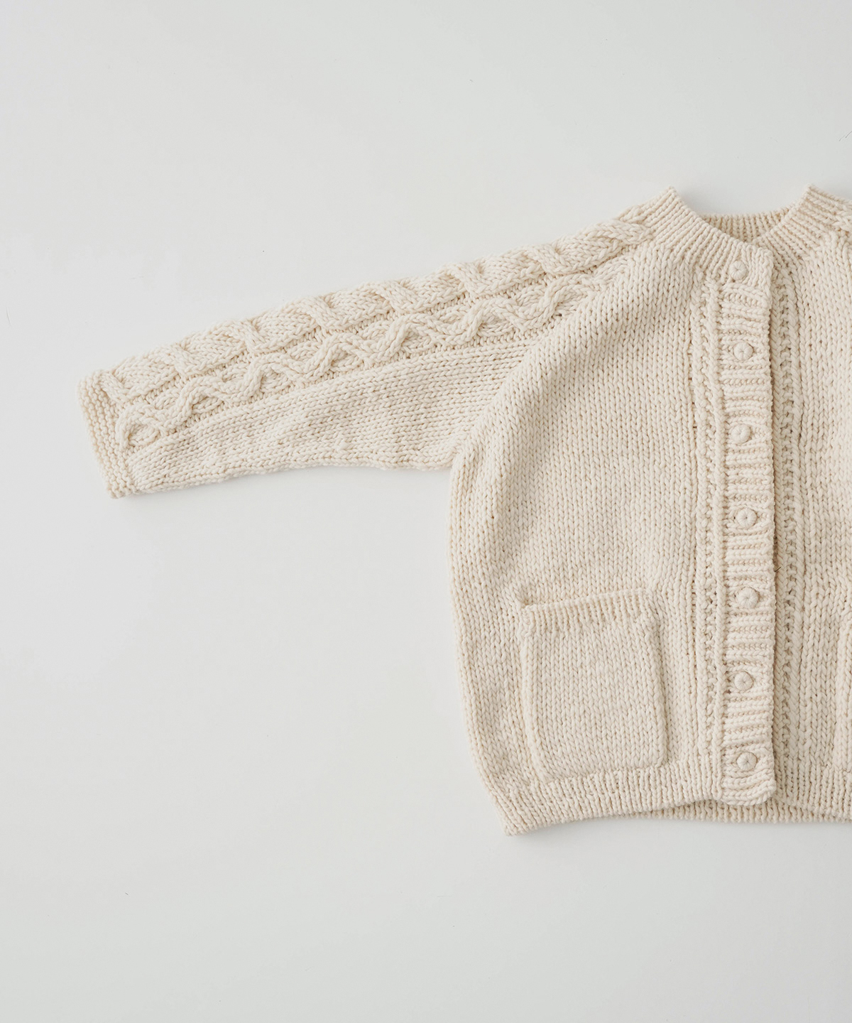 ペルーケーブルスリーブニットカーディガン｜nest Robe / CONFECT