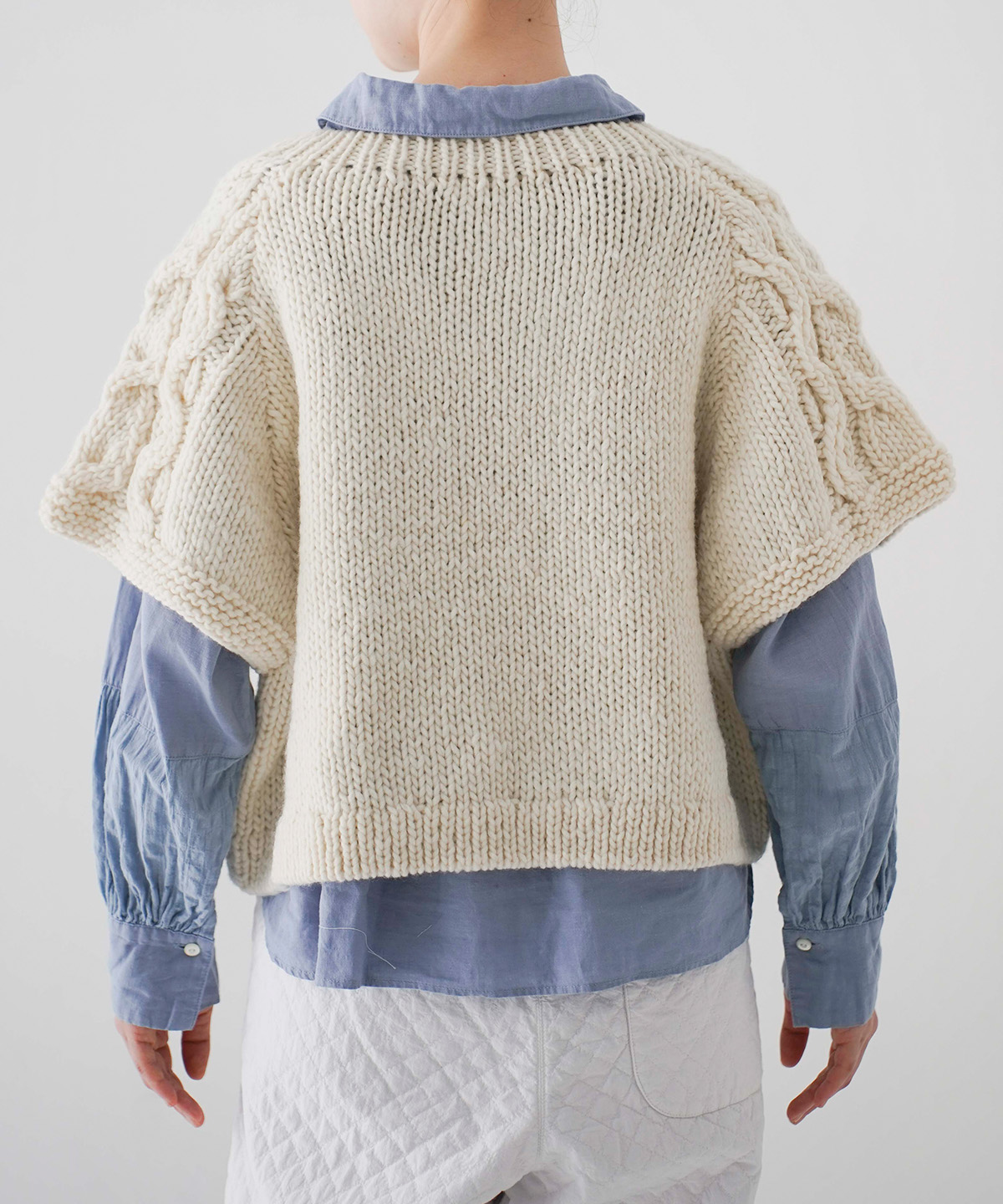 ネストローブ　　ペルーラグランケーブルニットベスト ペルーラグランケーブルニットベスト｜nest Robe / CONFECT ONLINE SHOP