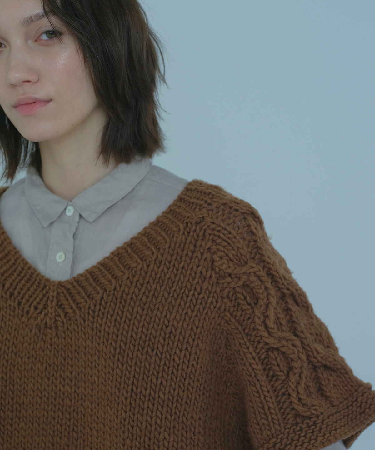 ネストローブ　　ペルーラグランケーブルニットベスト ペルーラグランケーブルニットベスト｜nest Robe / CONFECT ONLINE SHOP