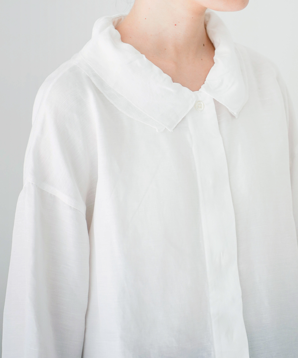 コットンリネンツイルダブルカラーシャツ｜nest Robe / CONFECT ONLINE