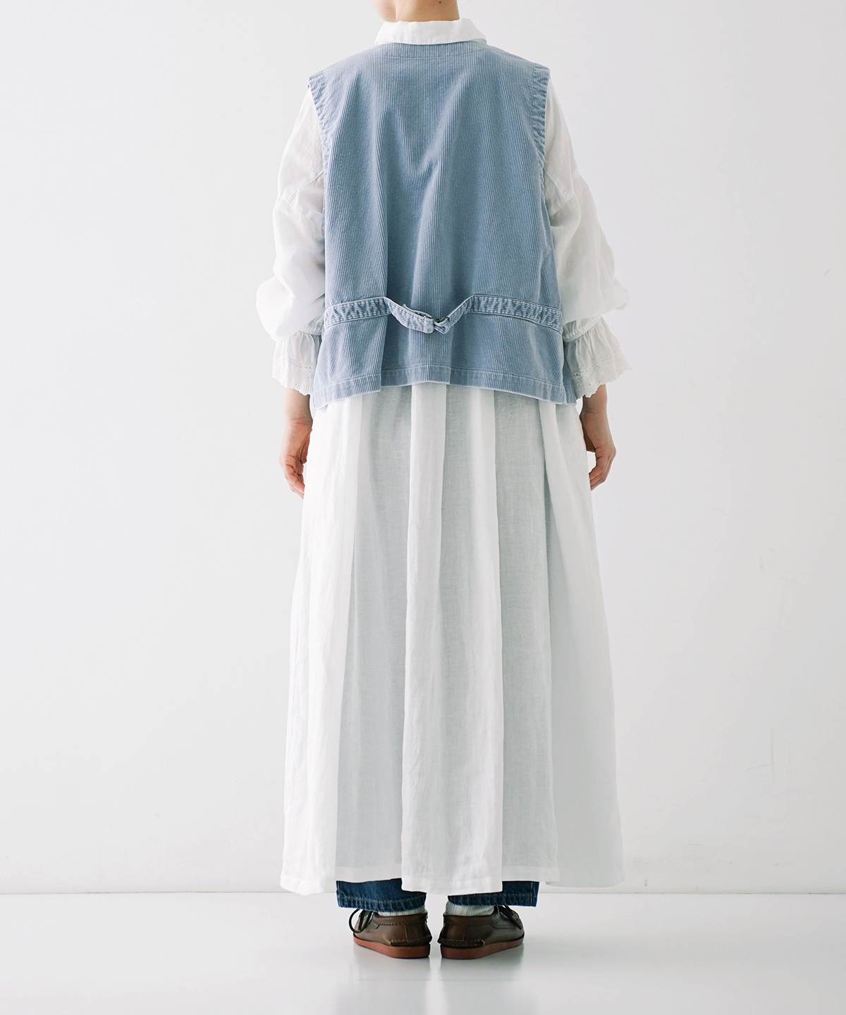 コーデュロイボタンルーズベスト web limited｜nest Robe / CONFECT