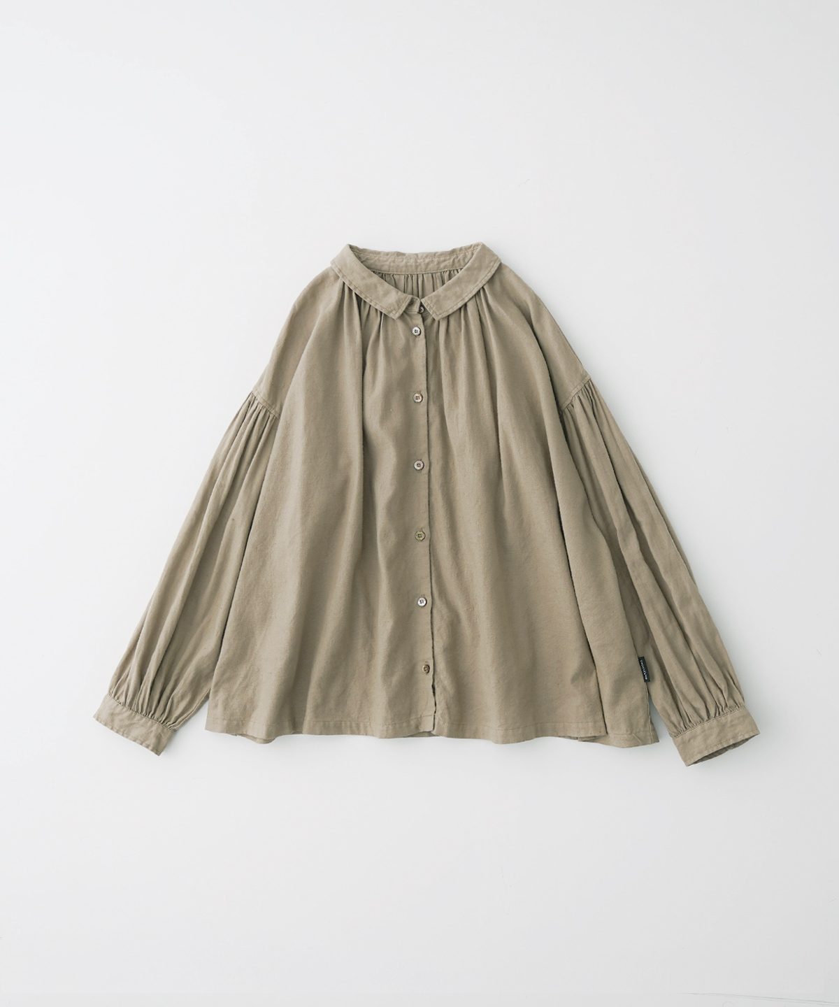 ネストローブ【UpcycleLino】リボンドブラウス / ベージュ ネストローブ【UpcycleLino】リボンドブラウス / ベージュ UpcycleLino