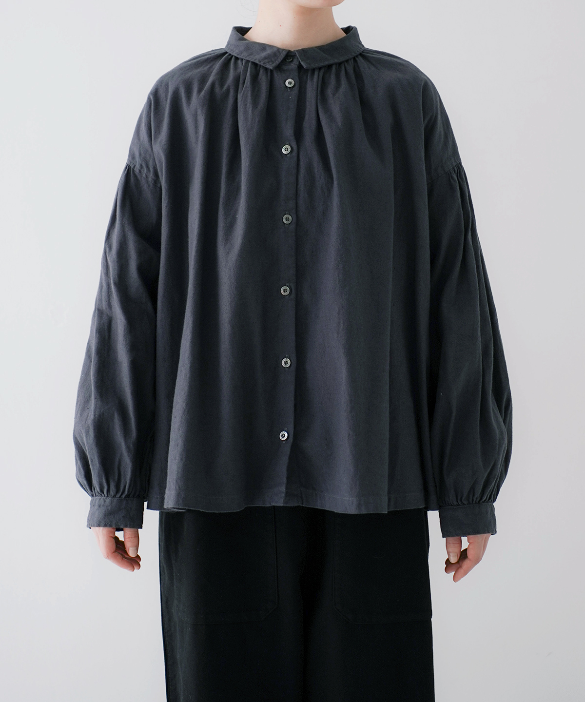 UpcycleLino] 起毛ギャザーブラウス｜nest Robe / CONFECT ONLINE SHOP