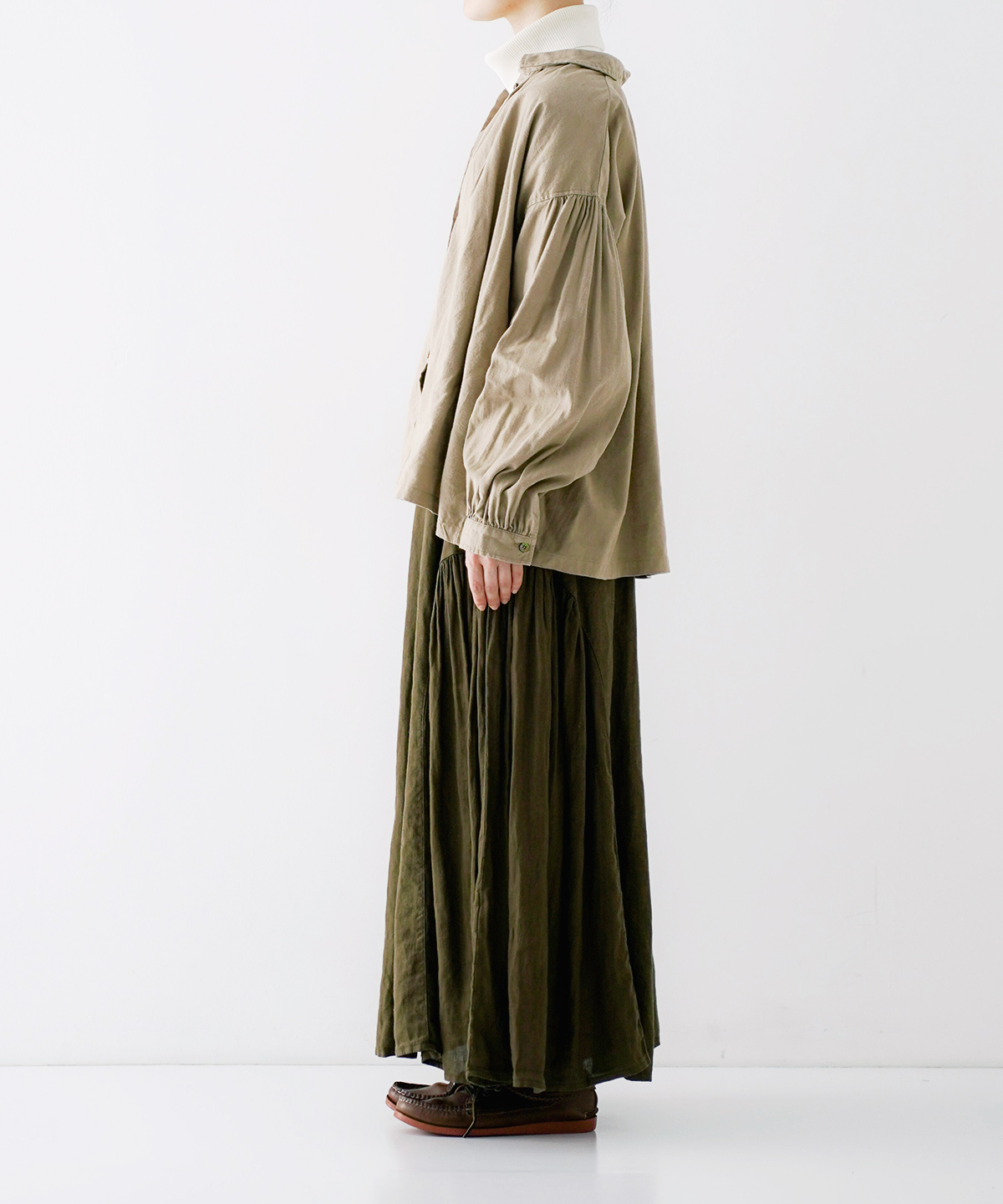 新品】 nest Robe ⿻ スクエアカラーブラウス ギャザー ゆったり 秋