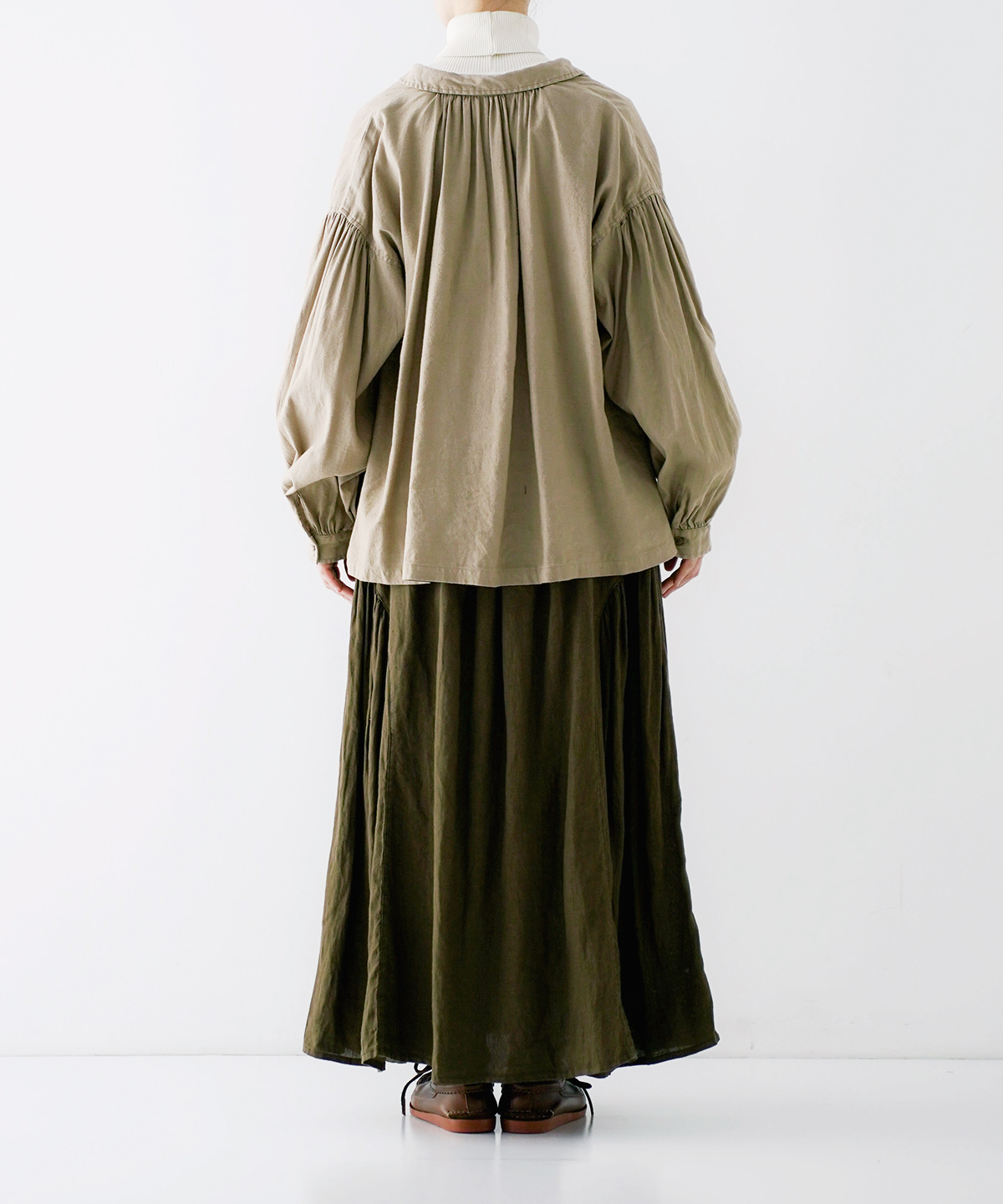 UpcycleLino] 起毛ギャザーブラウス｜nest Robe / CONFECT ONLINE SHOP
