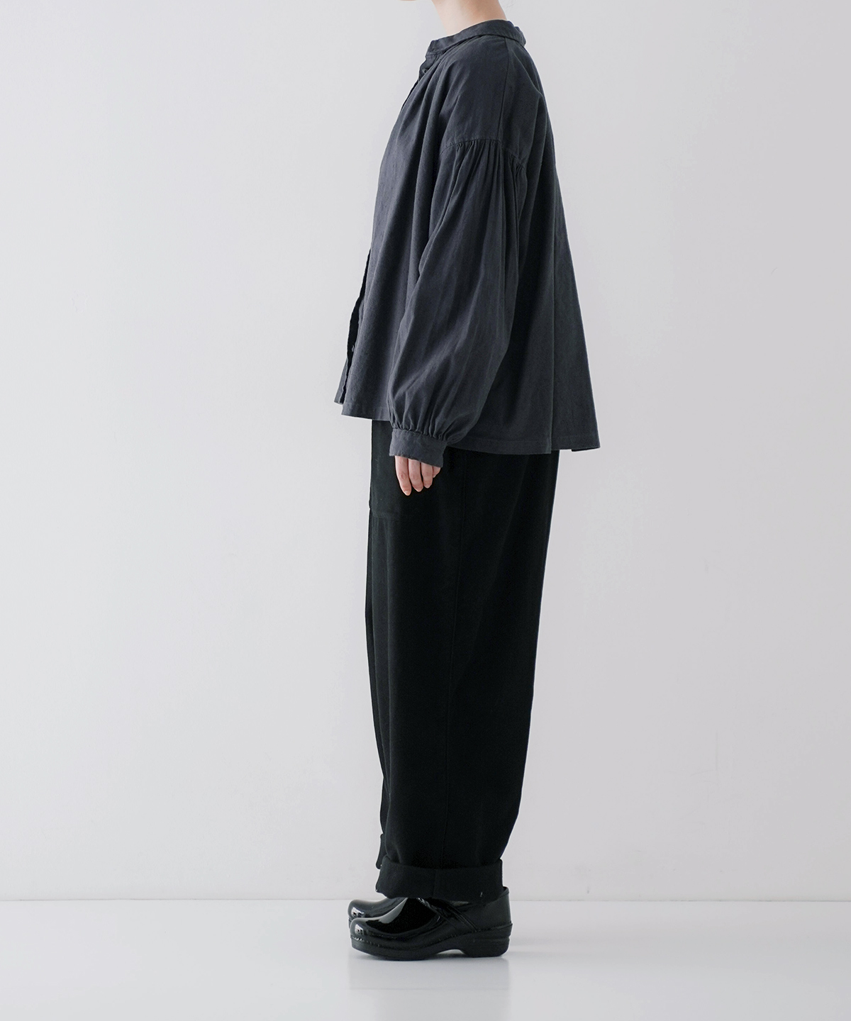 UpcycleLino] 起毛ギャザーブラウス｜nest Robe / CONFECT ONLINE SHOP