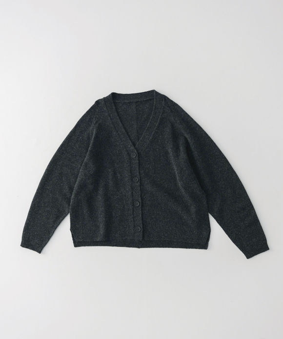 ウールVネックラグランカーディガン