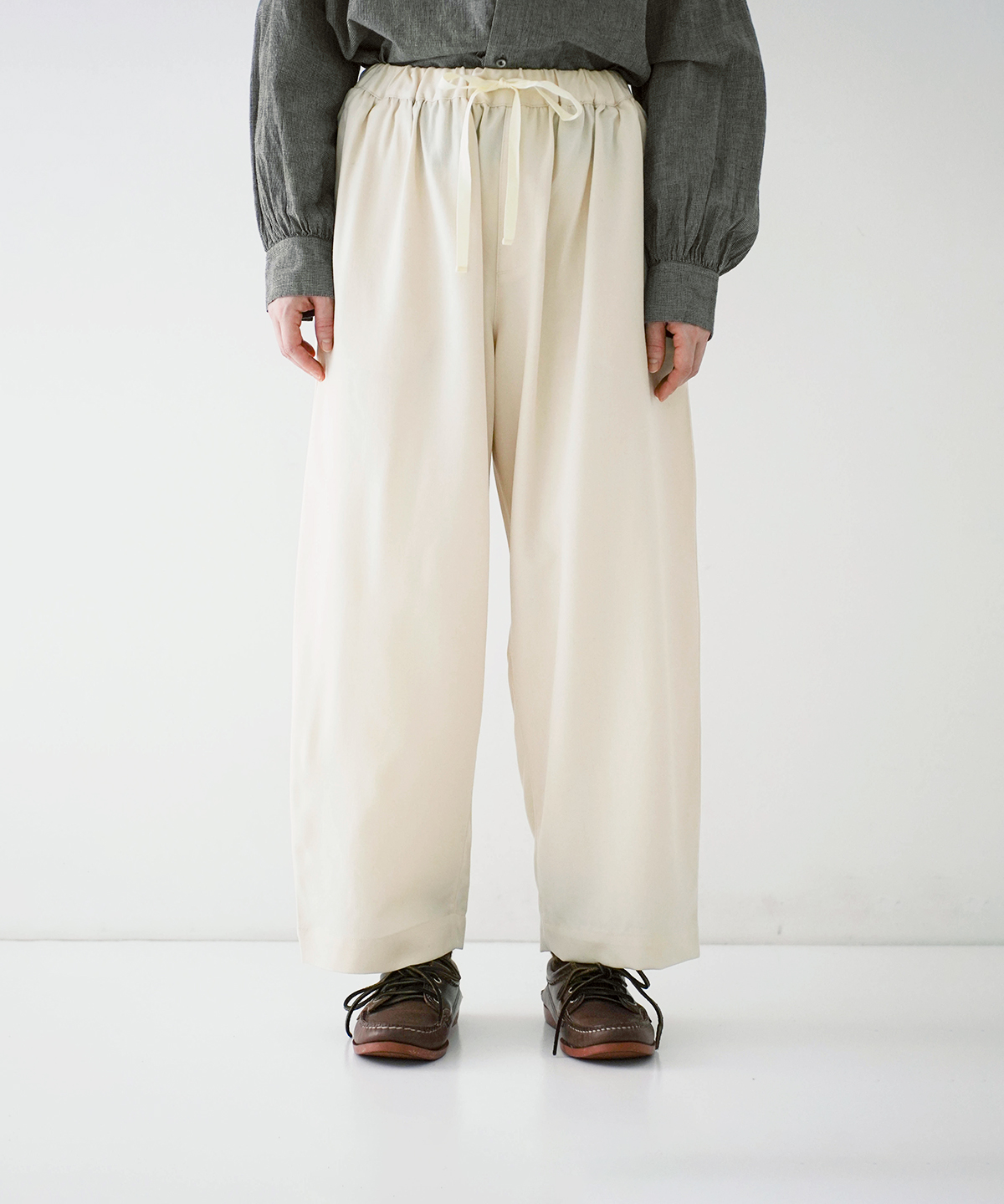 ウォッシャブルウールイージーパンツ｜nest Robe / CONFECT ONLINE SHOP