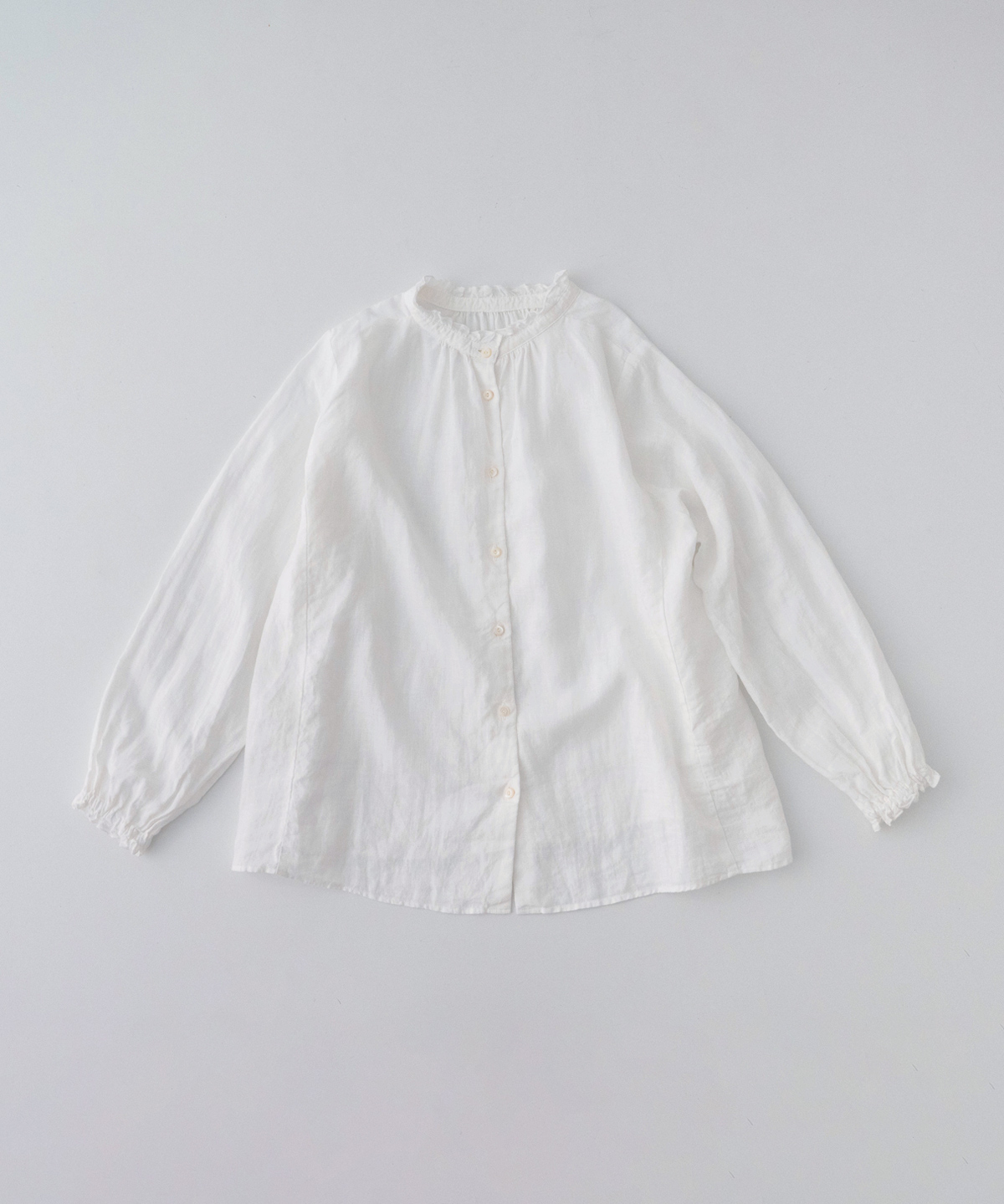 ネストローブ　襟フリル　ブラウス リネンスタンドフリルブラウス ルーズフィット｜nest Robe