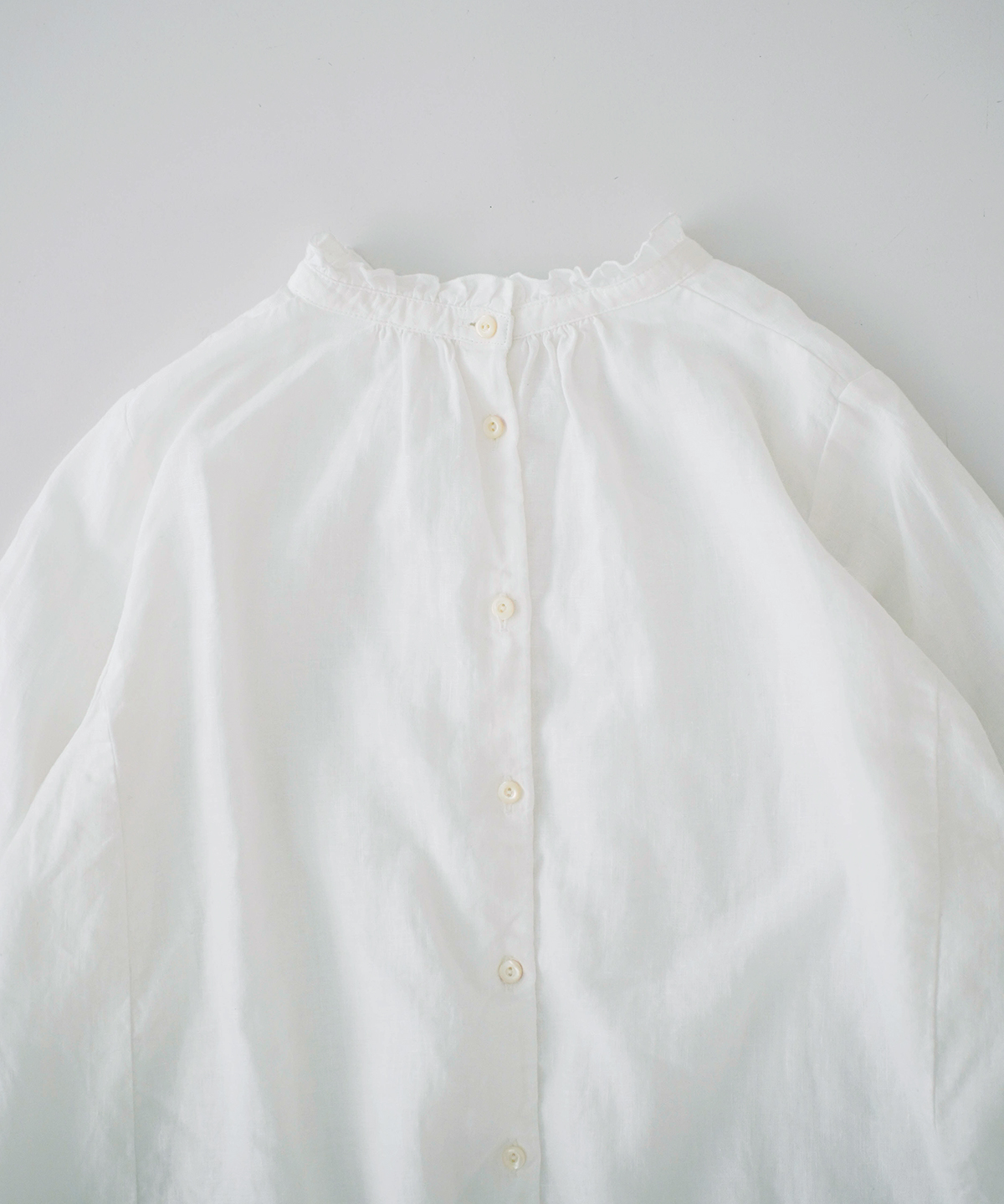 さかな ネストローブ プルオーバー➕スタンドフリル さかな ネストローブ プルオーバー➕スタンドフリル nest Robe