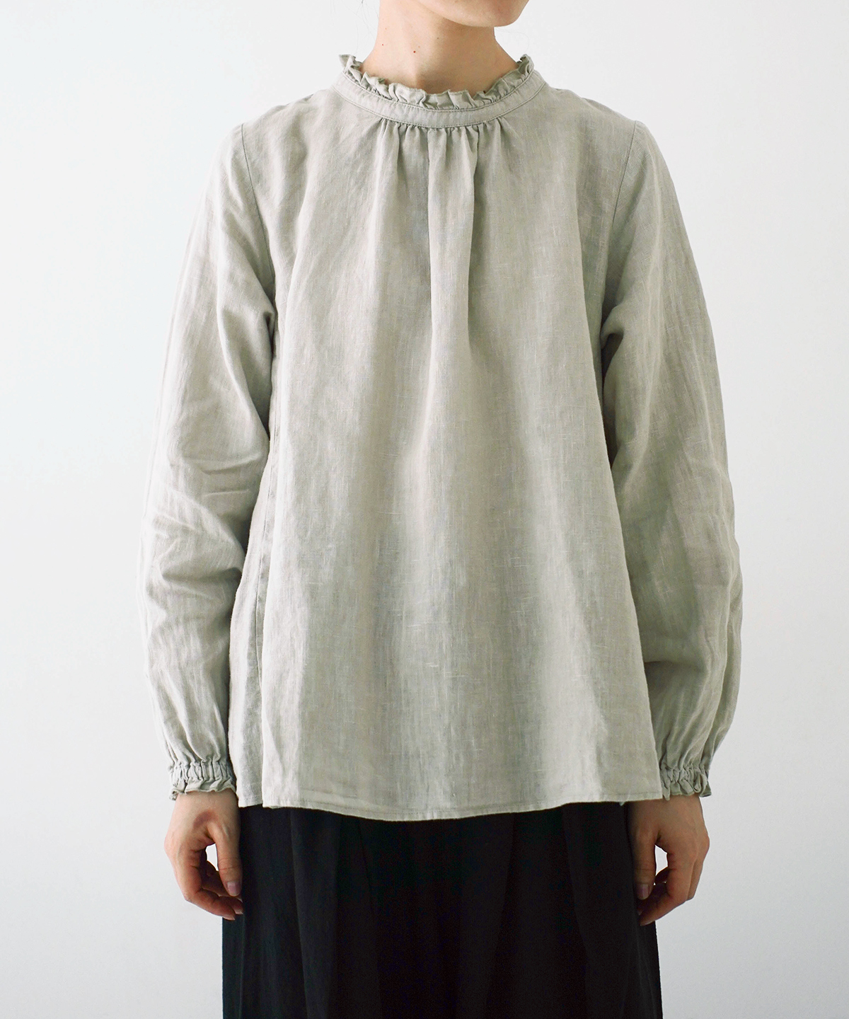 リネンスタンドフリルブラウス｜nest Robe / CONFECT ONLINE SHOP