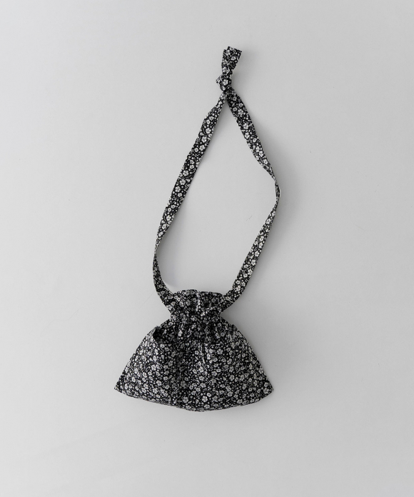 flower pattern エプロン巾着