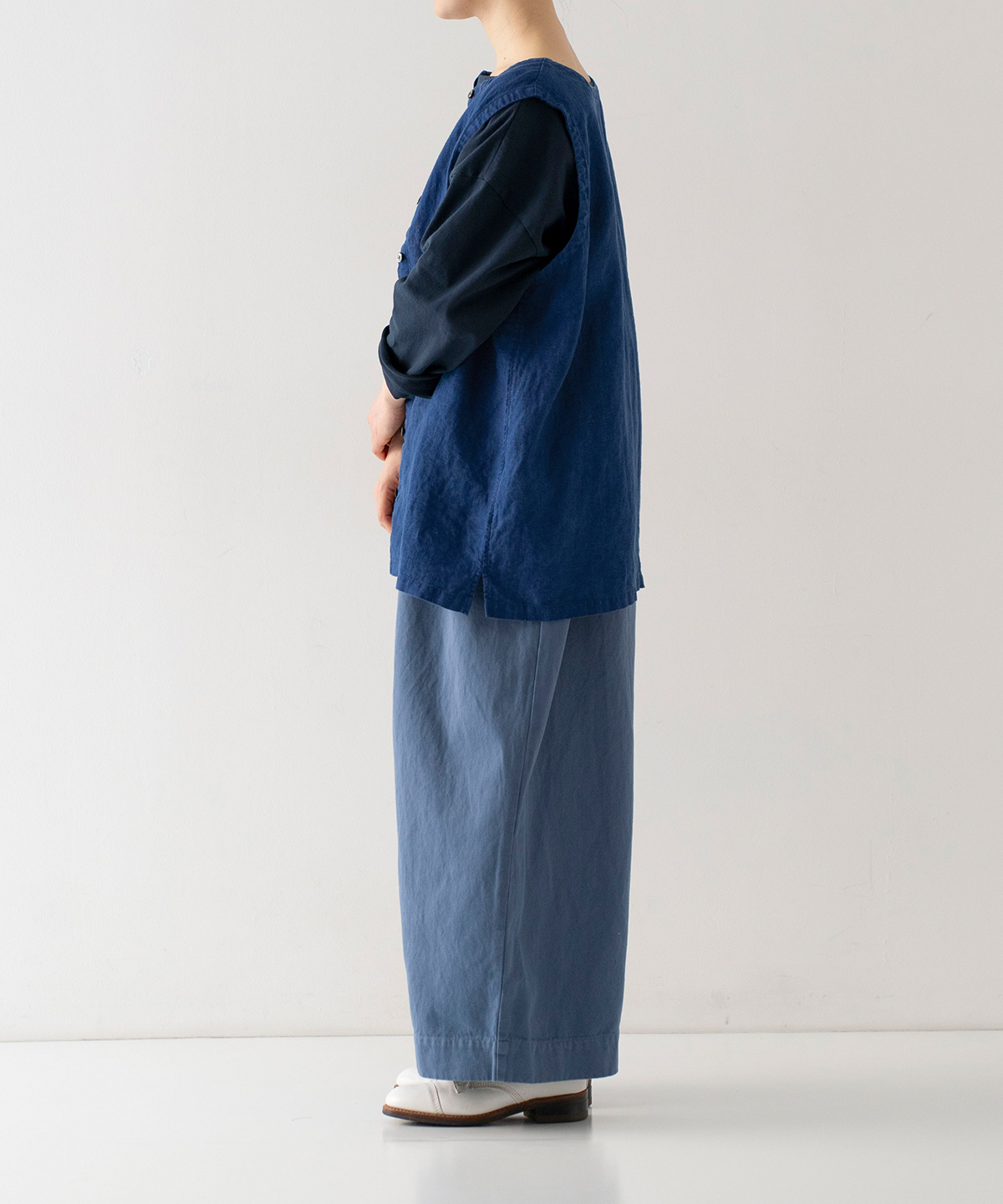 リネン2wayベスト インディゴ染め limited item｜nest Robe / CONFECT