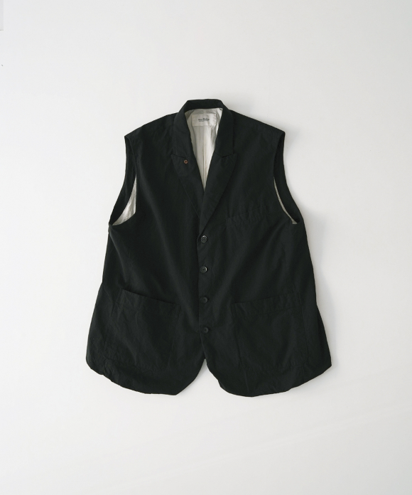 ピークドラペルジレ