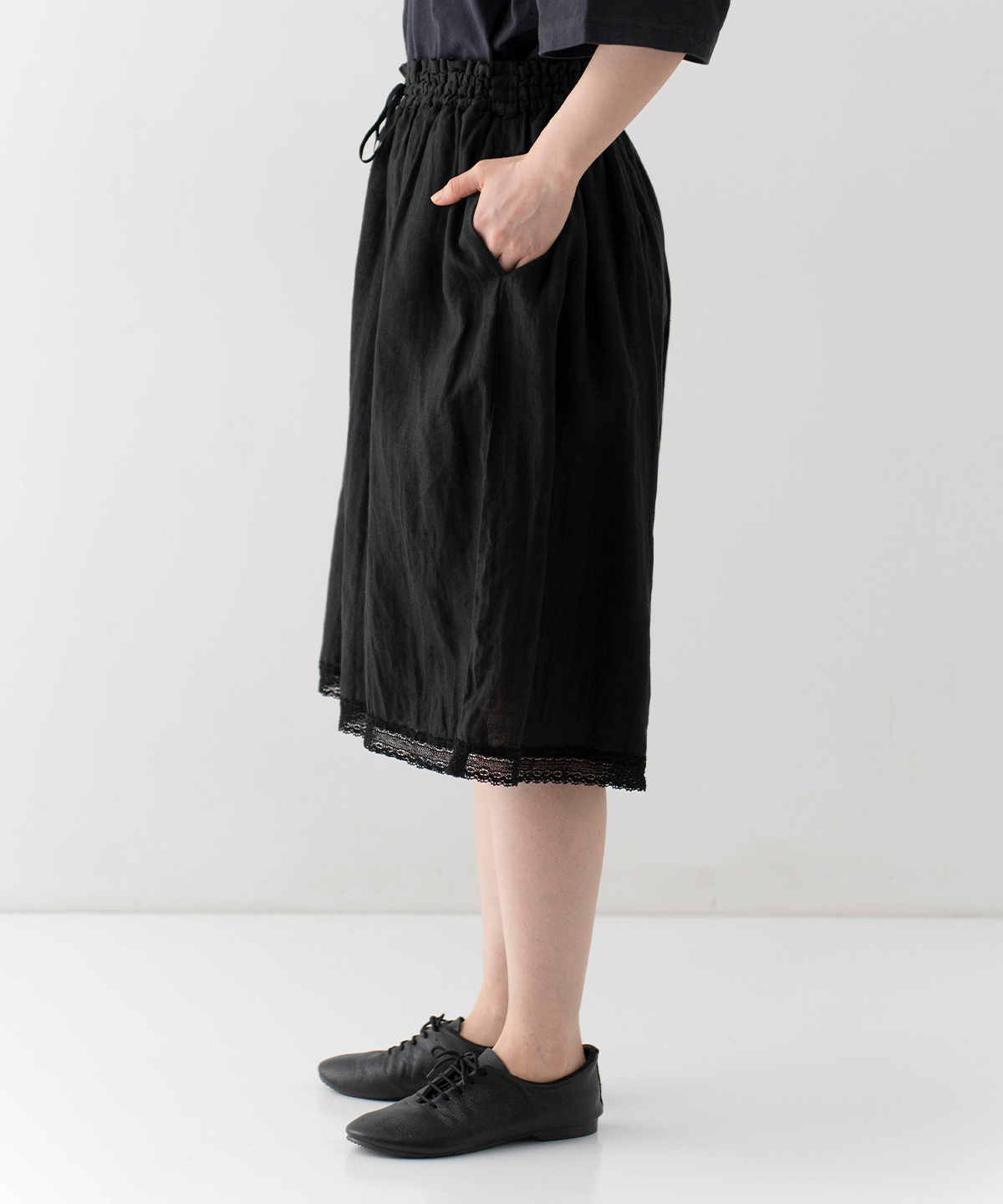 美品　nest robe ネストローブ リネンペチコートパンツ 60リネンレースギャザーペチパンツ｜nest Robe / CONFECT ONLINE SHOP