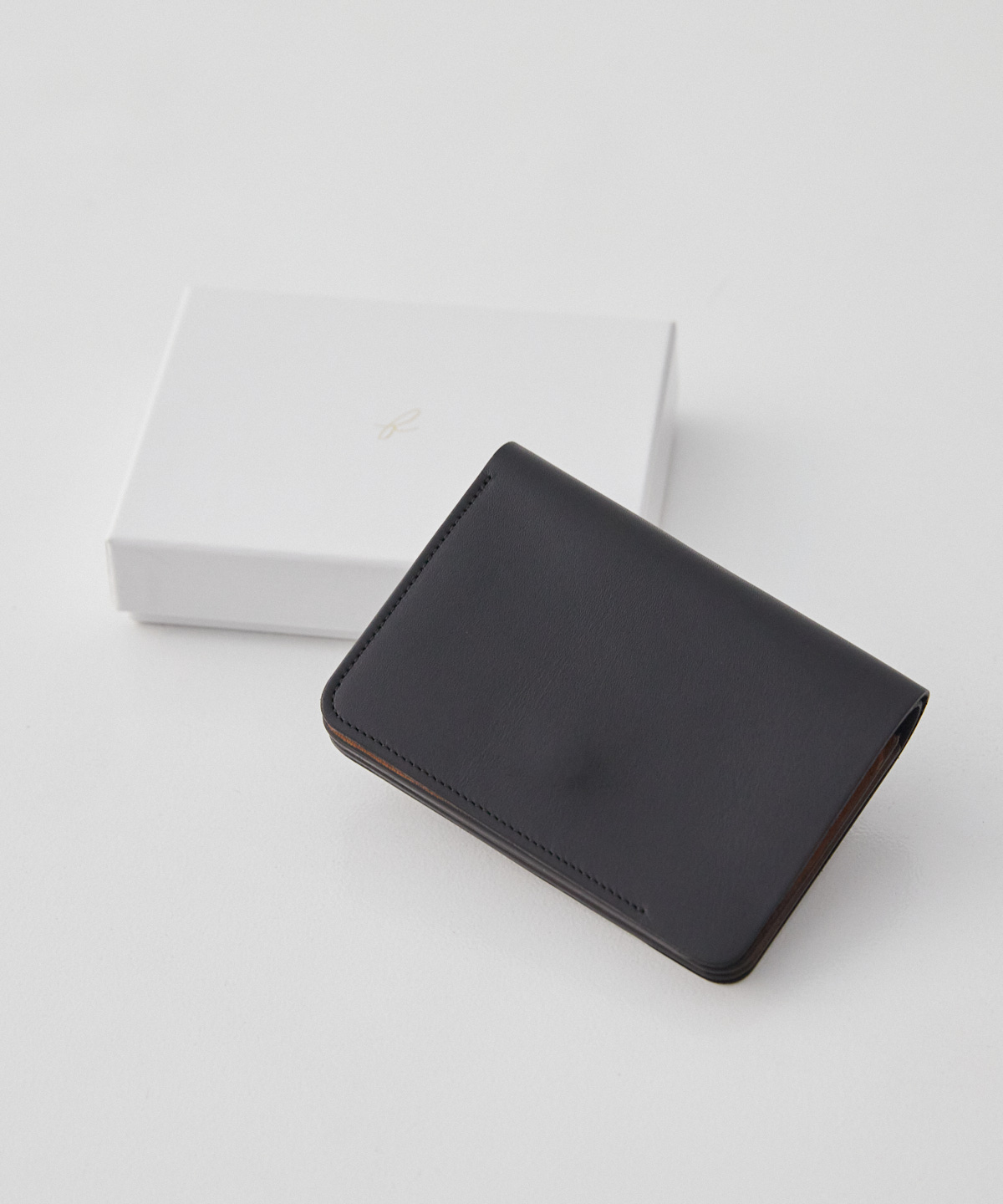 forme / フォルメ Short Wallet baby calf - 小物