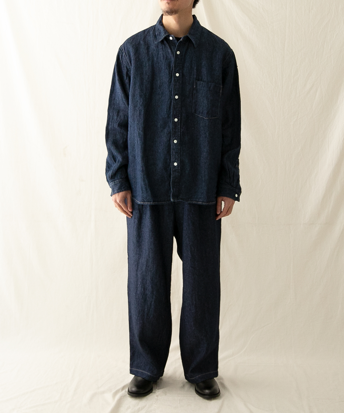 10ozリネンデニムレギュラーカラーシャツ｜nest Robe ONLINE SHOP