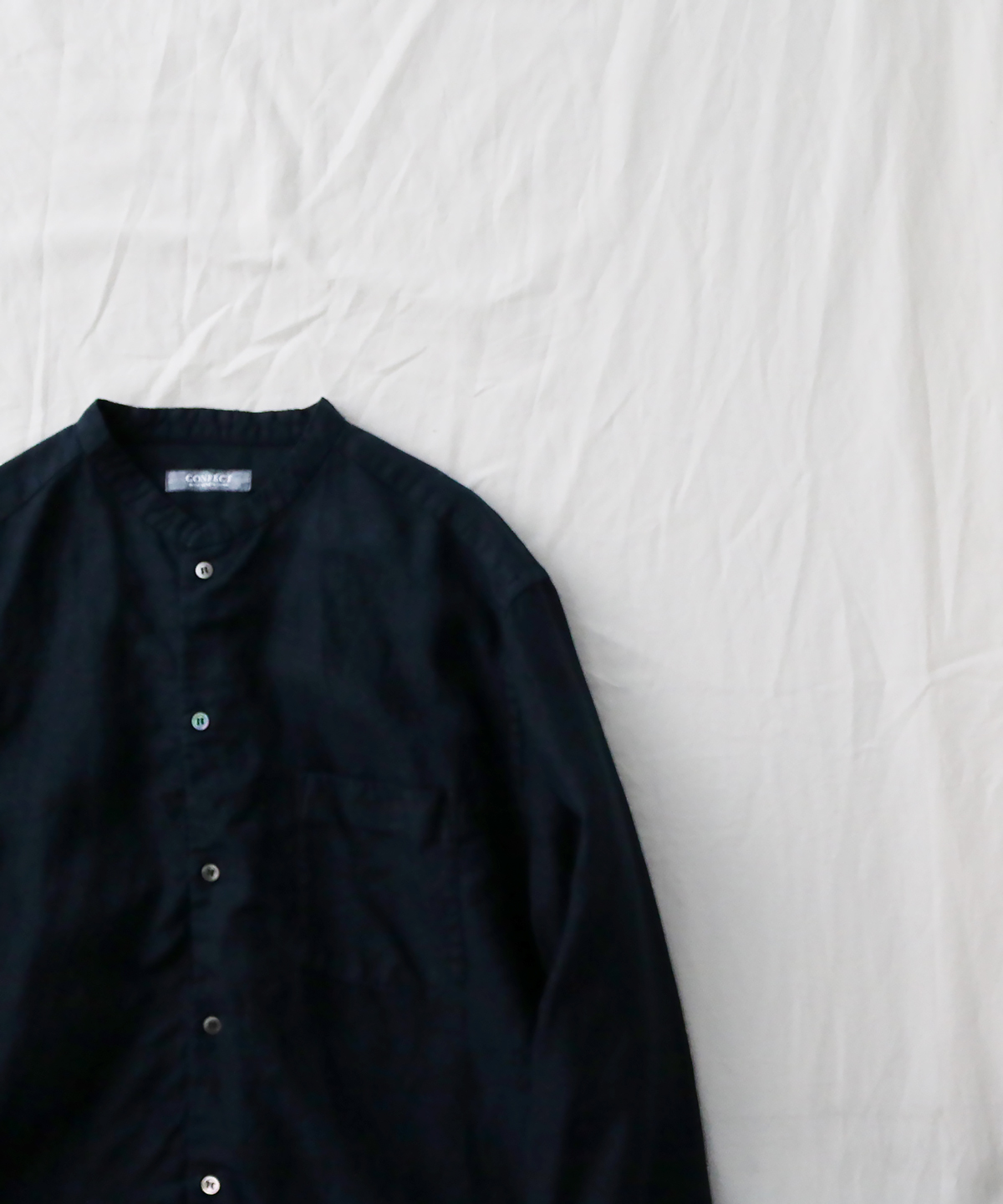 ブラックヘンプバンドカラーシャツ｜nest Robe ONLINE SHOP