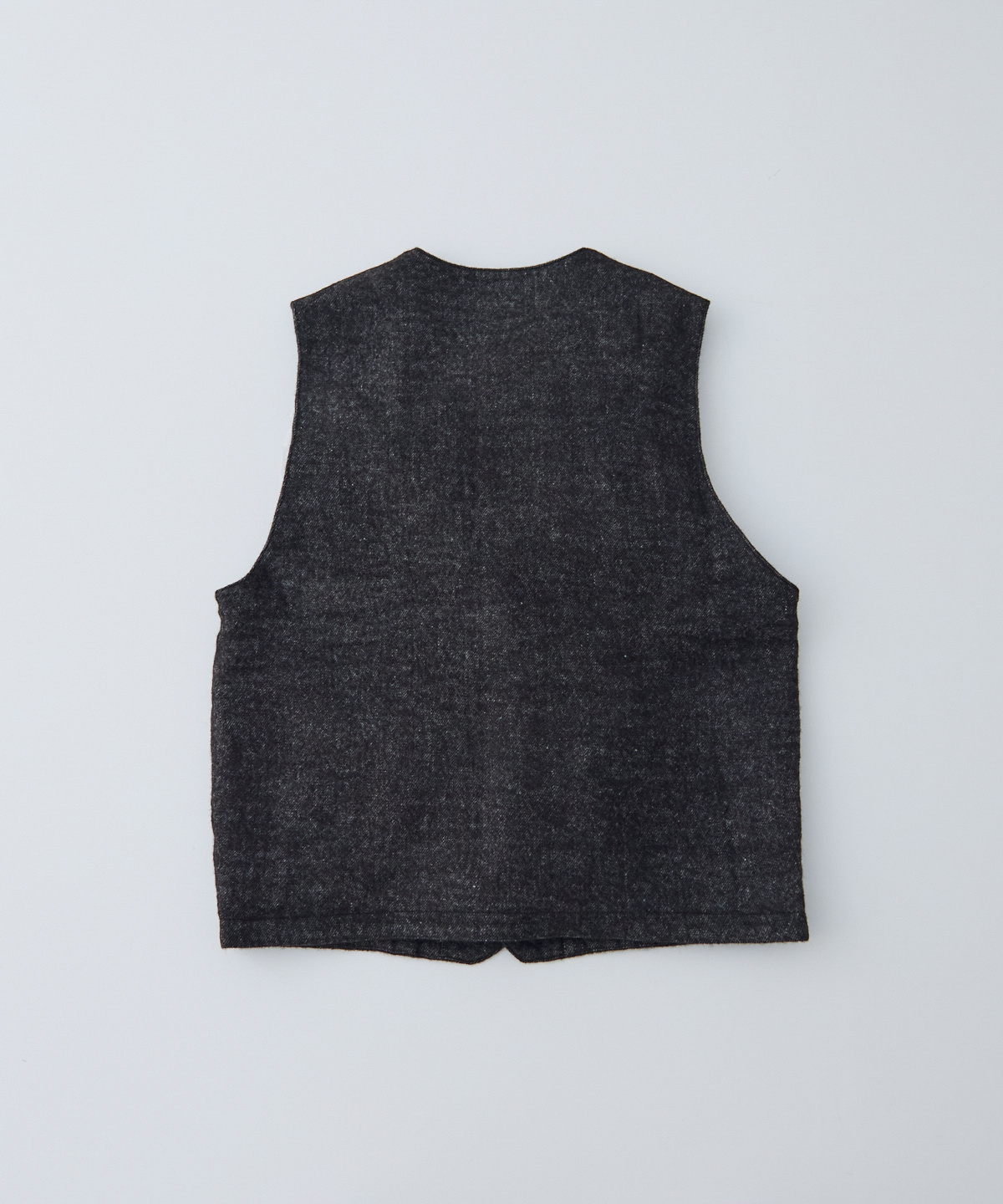 ウールリネン クルーネックベスト｜nest Robe / CONFECT ONLINE SHOP