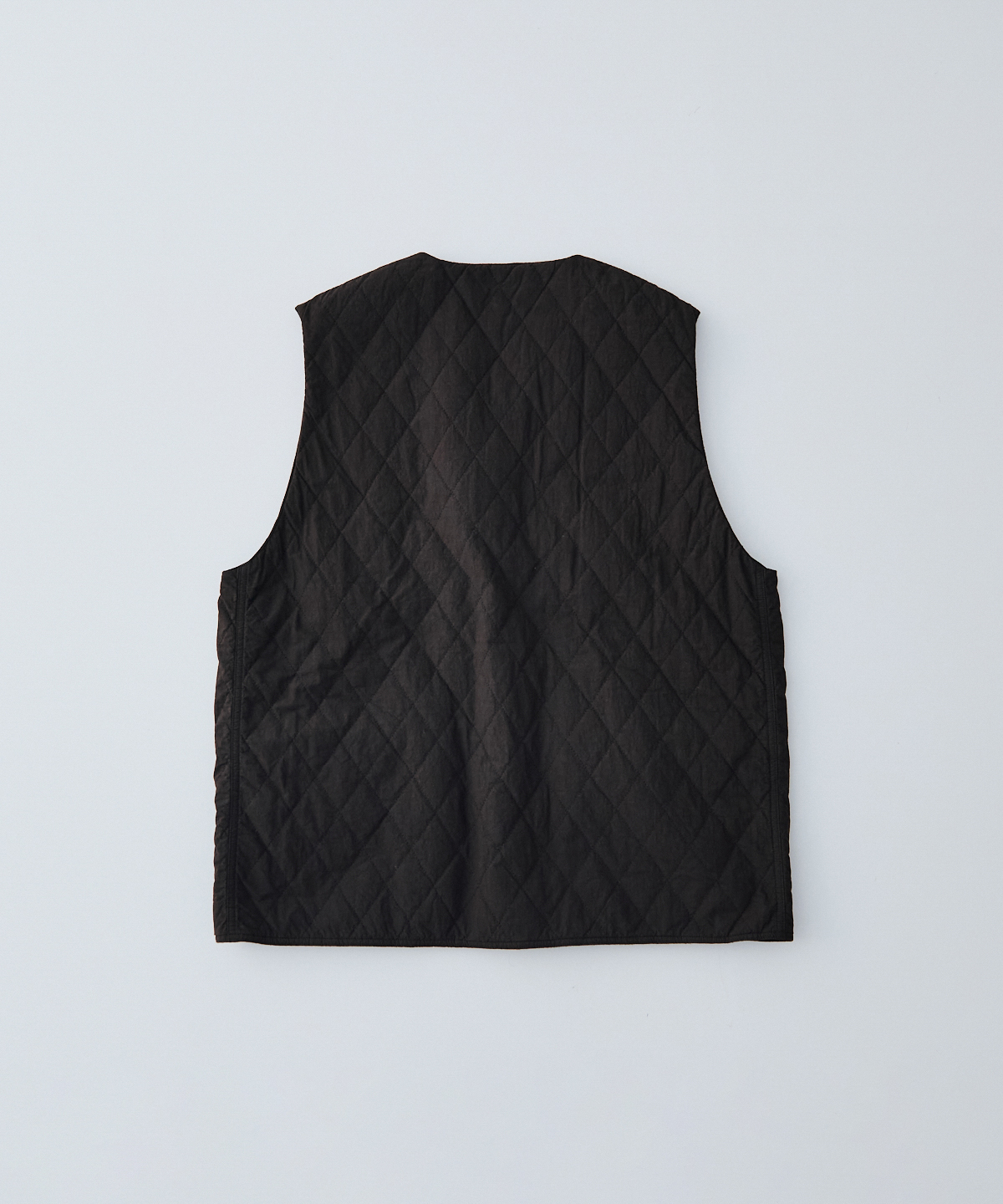 コットンラミー キルティング リバーシブル ベスト｜nest Robe