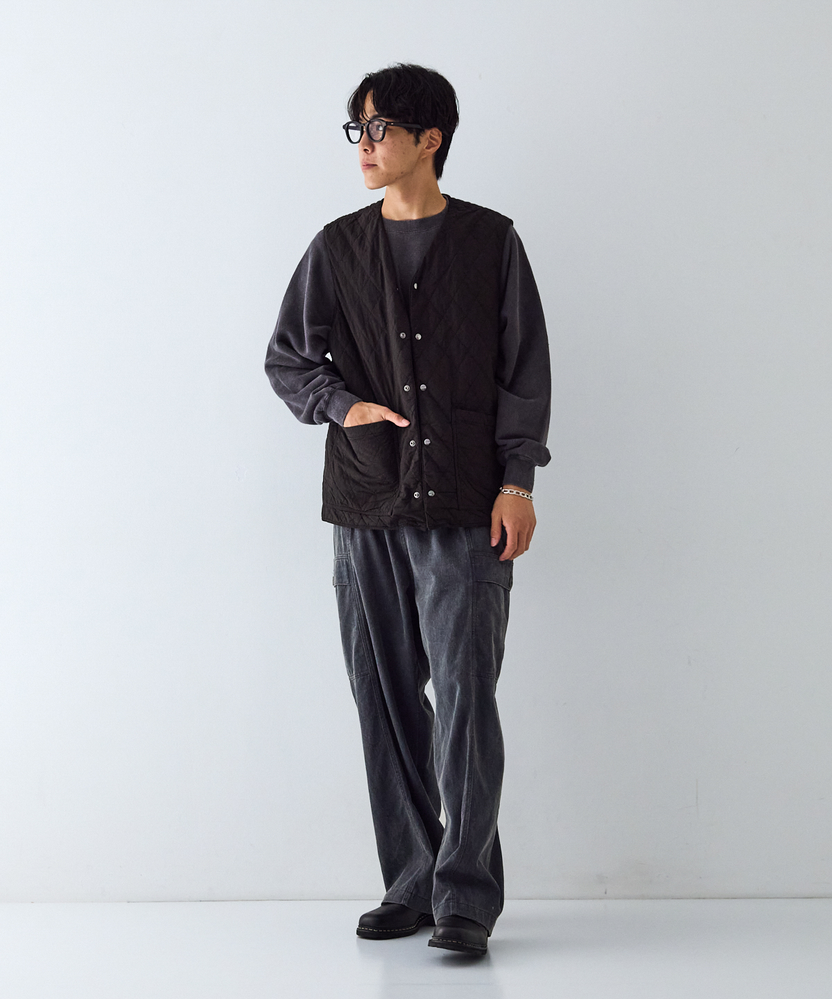 コットンラミー キルティング リバーシブル ベスト｜nest Robe