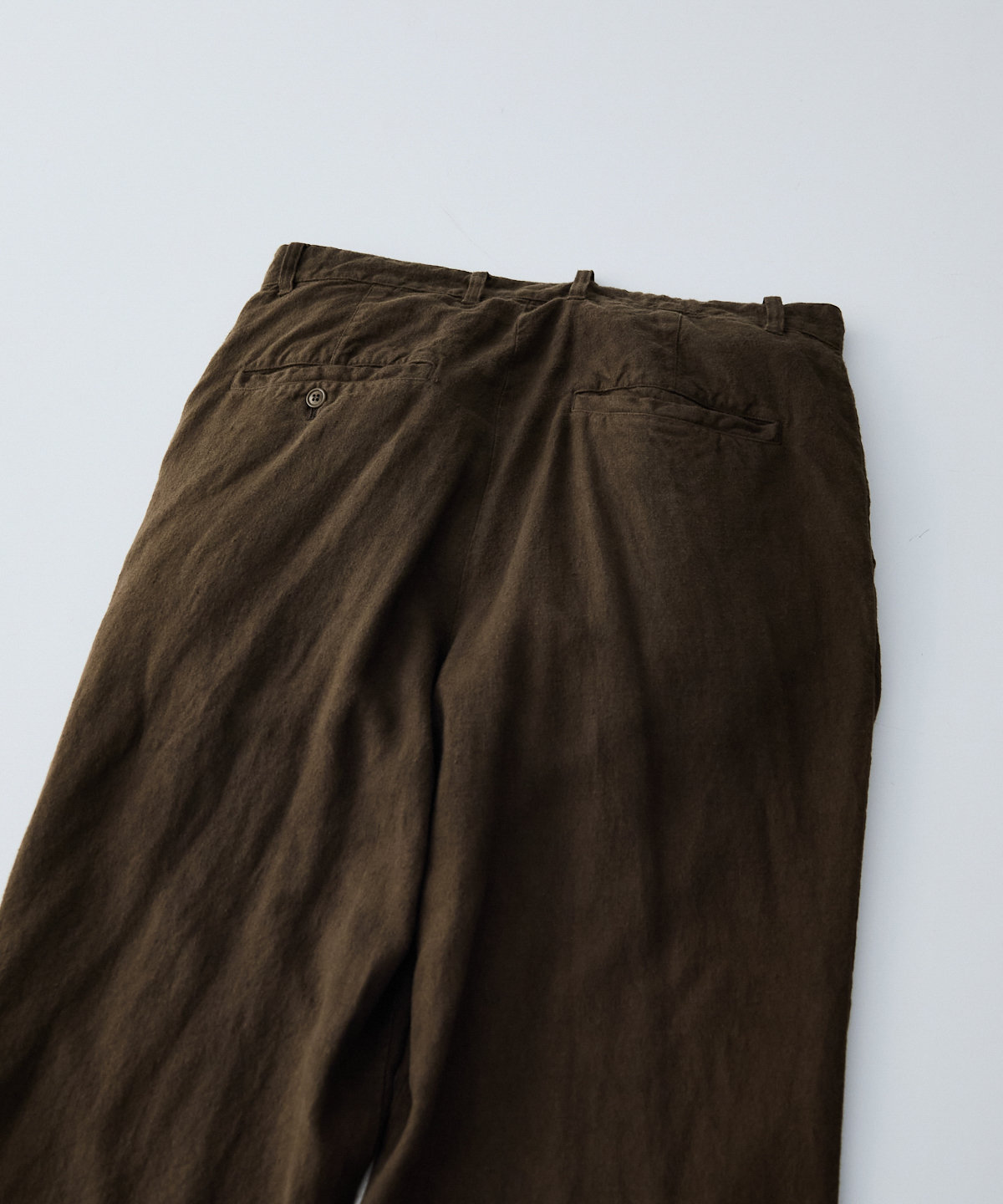 起毛リネン タックトラウザーズ｜nest Robe / CONFECT ONLINE SHOP