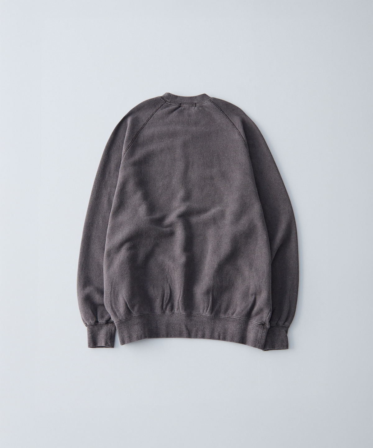 UpcycleLino] 裏毛 ピグメントダイ ラグランプルオーバー｜nest Robe