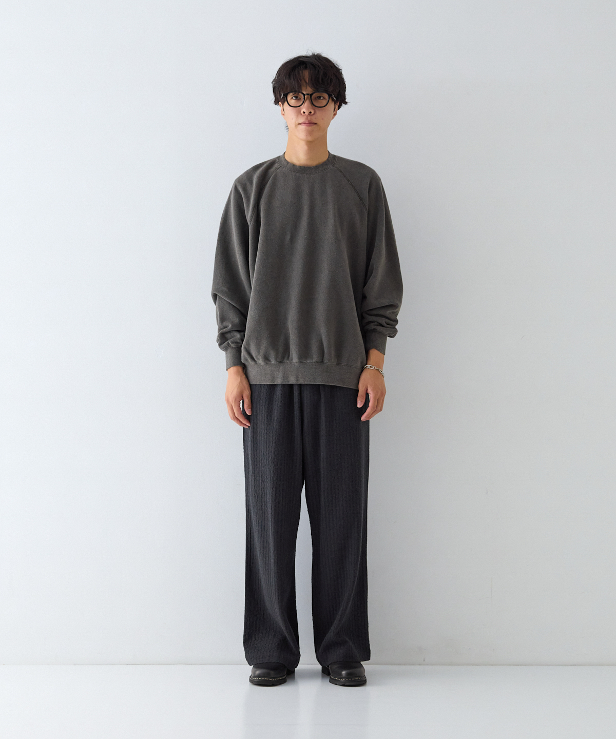 新品 nest Robe UpcycleLino 裏毛ピグメントダイスウェット UpcycleLino] 裏毛 ピグメントダイ ラグランプルオーバー｜nest Robe