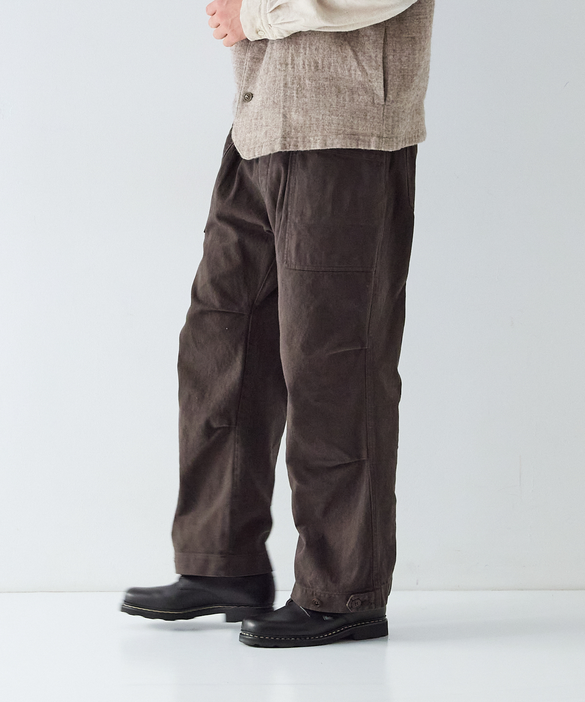 コットンリネン ギャバジン ワークパンツ｜nest Robe / CONFECT ONLINE